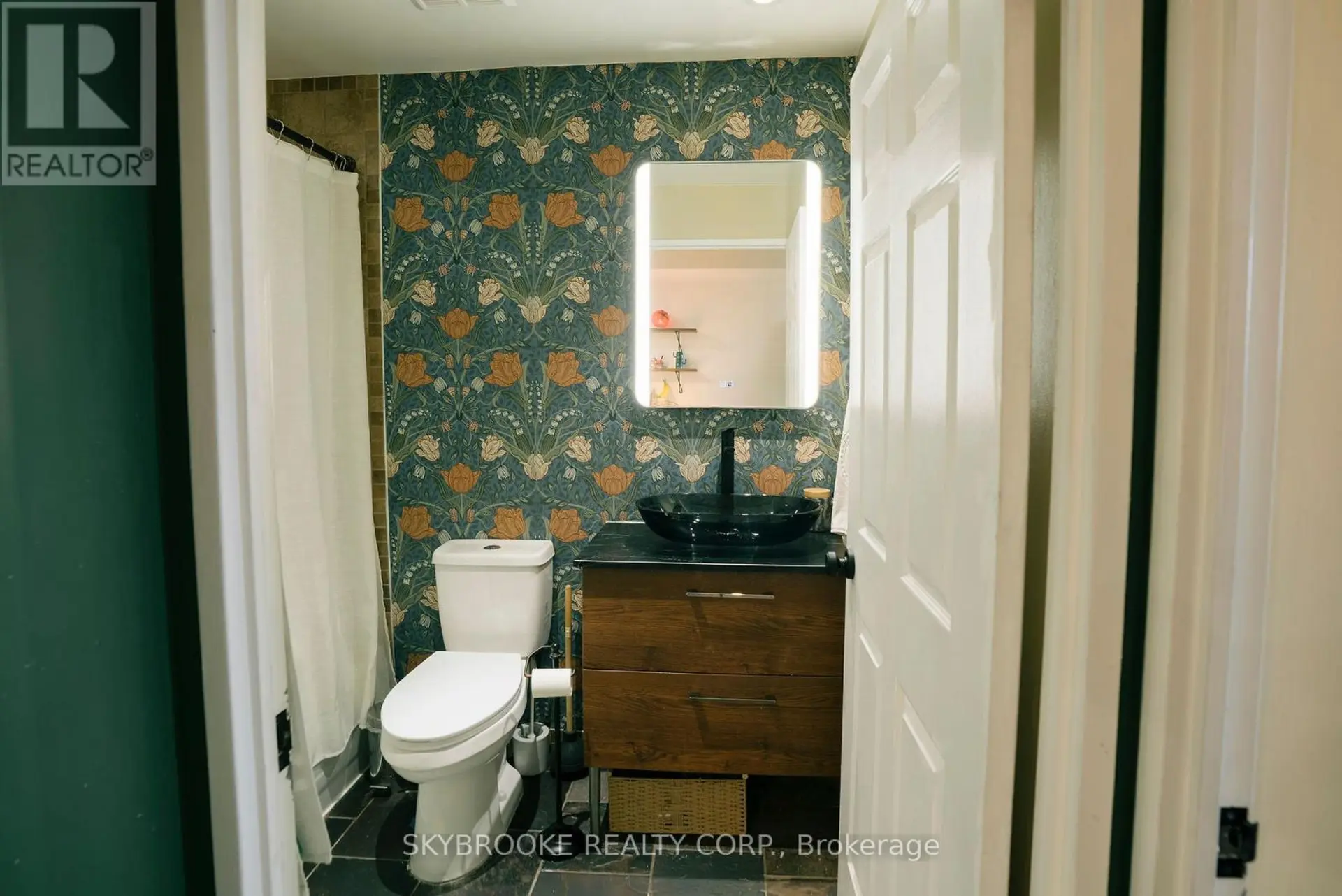 #907 39 PARLIAMENT STREET - Image 10