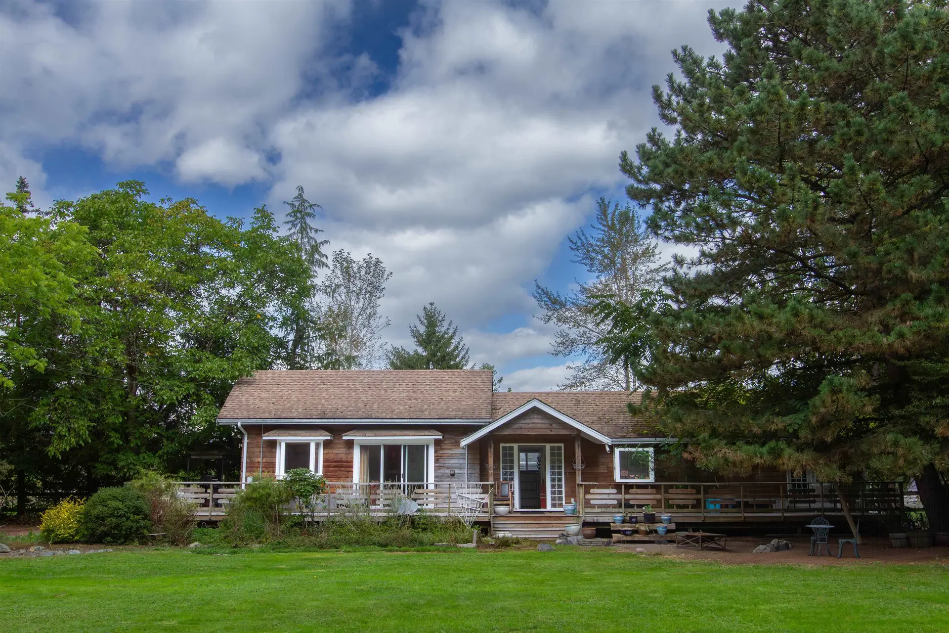 Property at 1020 Finch Drive, Squamish, BC