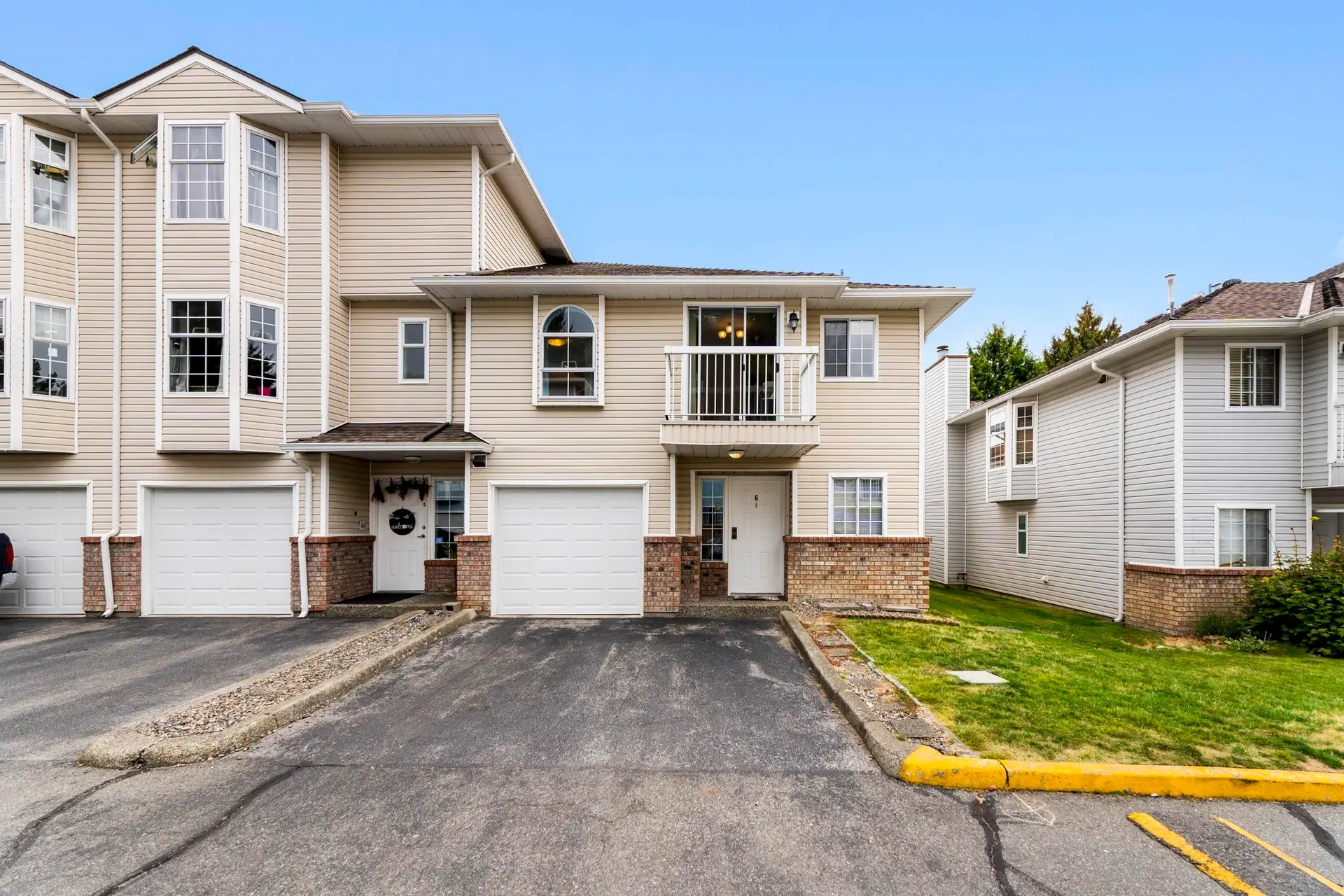 Property at #6 13970 72 Avenue, Surrey, BC