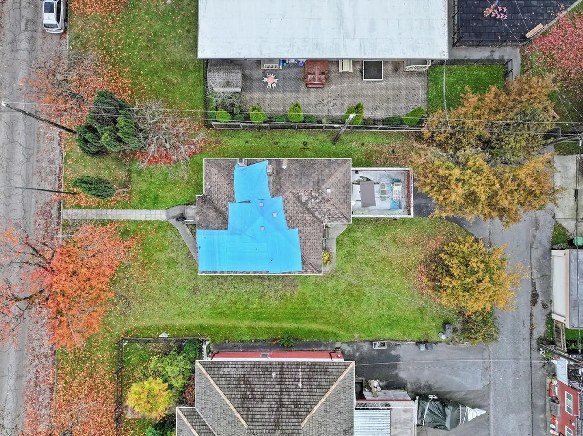 4868 Commercial Street - Image 10