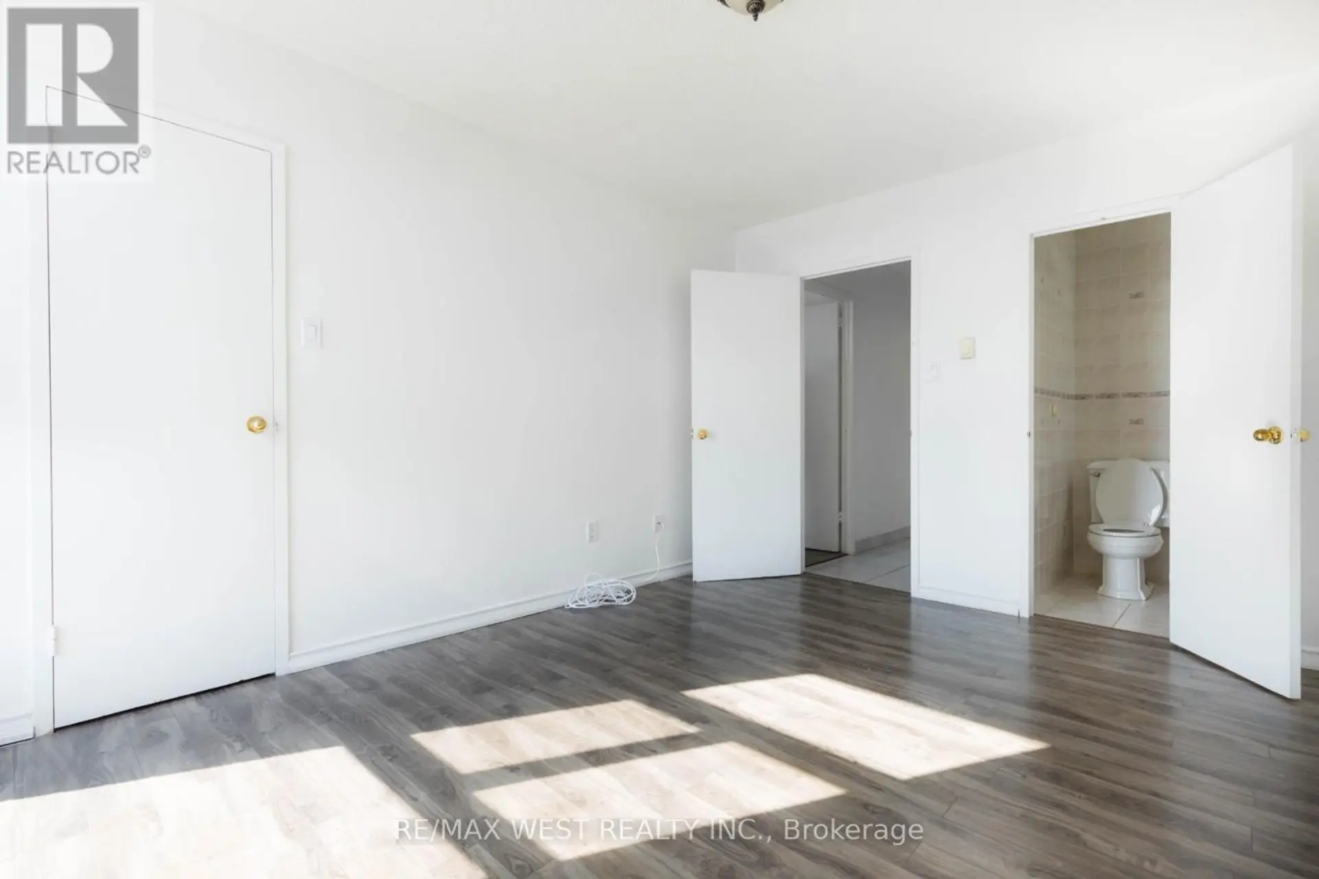 #1503 3025 QUEEN FREDERICA DRIVE - Image 13