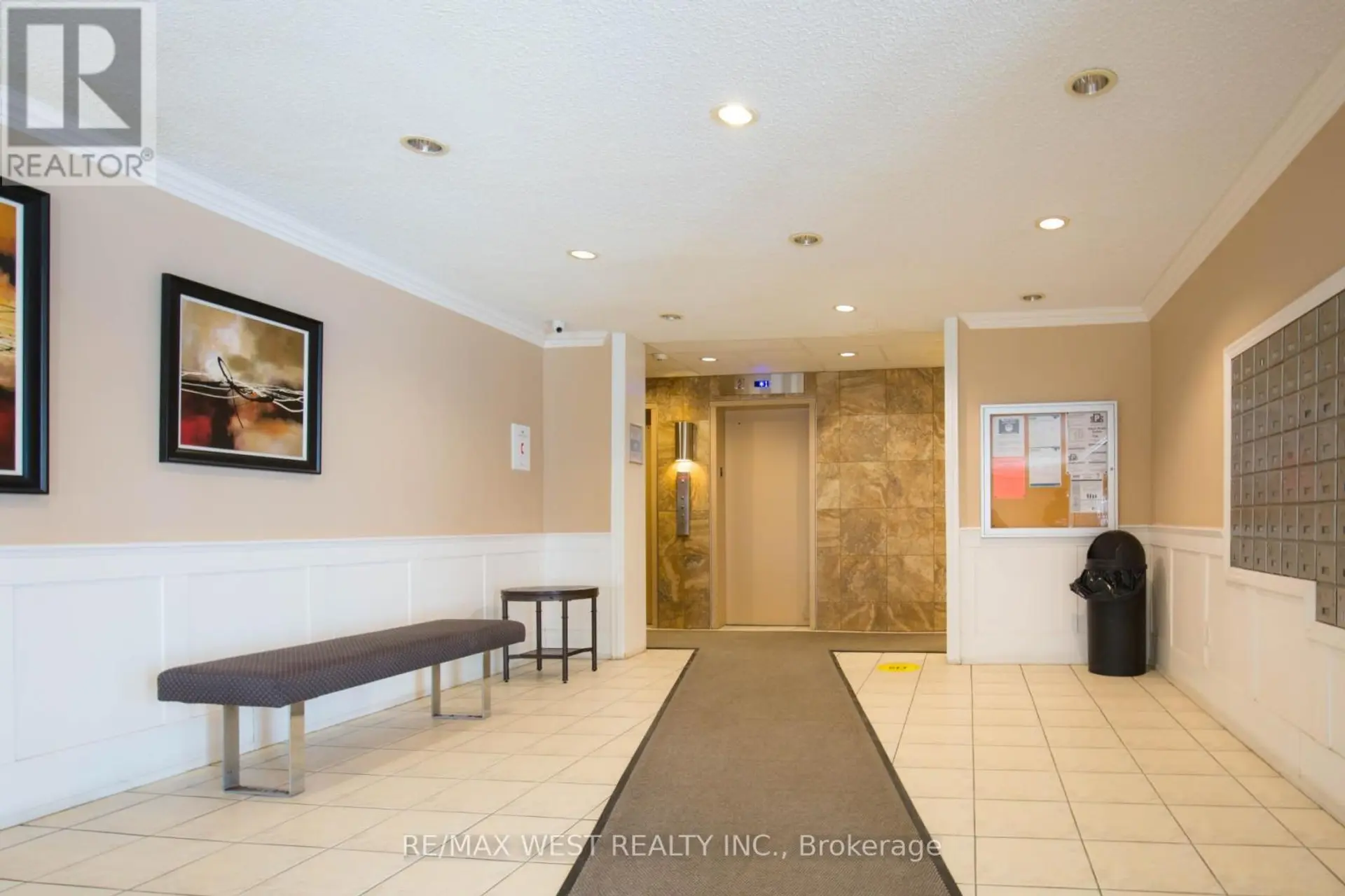 #1503 3025 QUEEN FREDERICA DRIVE - Image 3