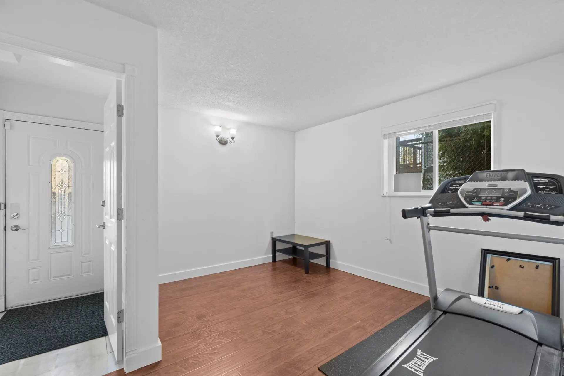 644 Alderson Avenue - Image 13