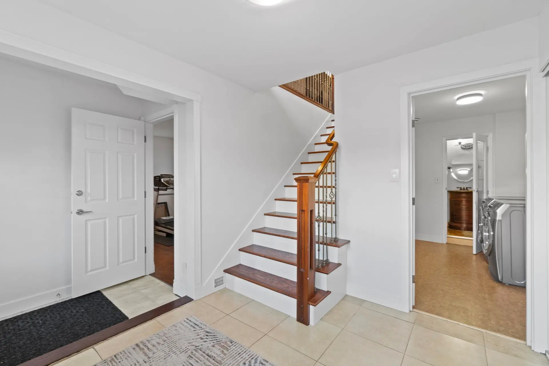 644 Alderson Avenue - Image 10