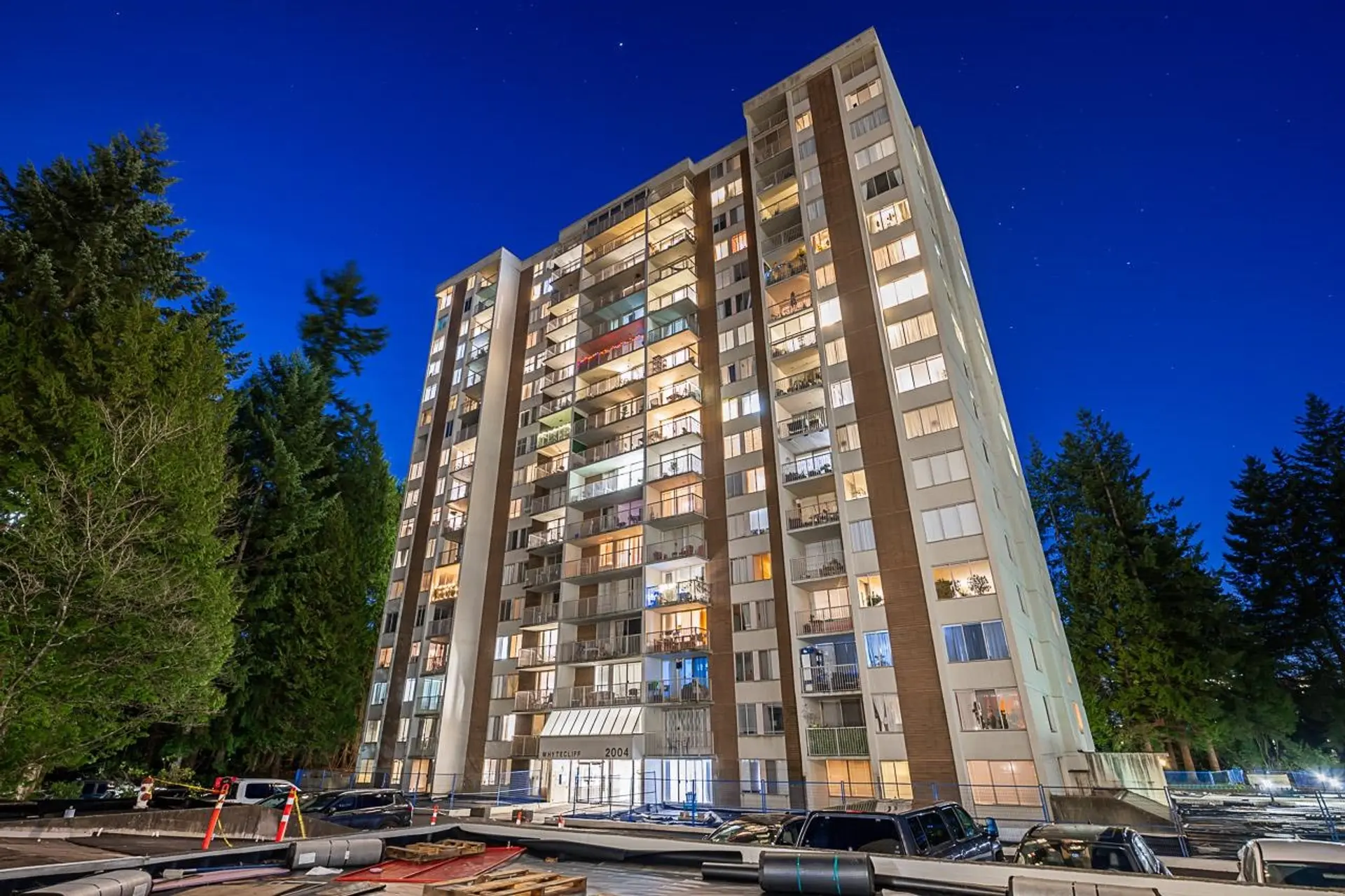 Property at #608 2004 Fullerton Avenue, North Vancouver, BC