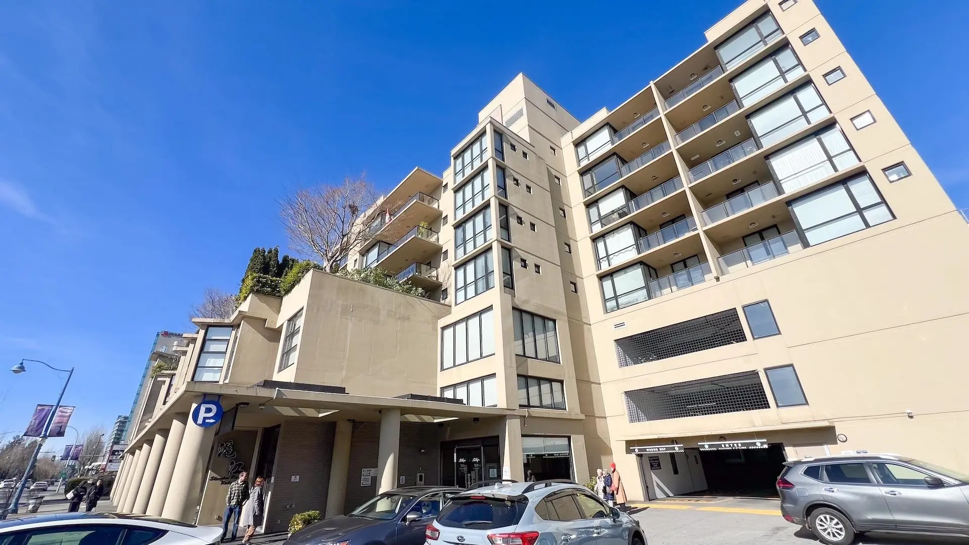 Property at #816 7831 Westminster Highway, Richmond, BC
