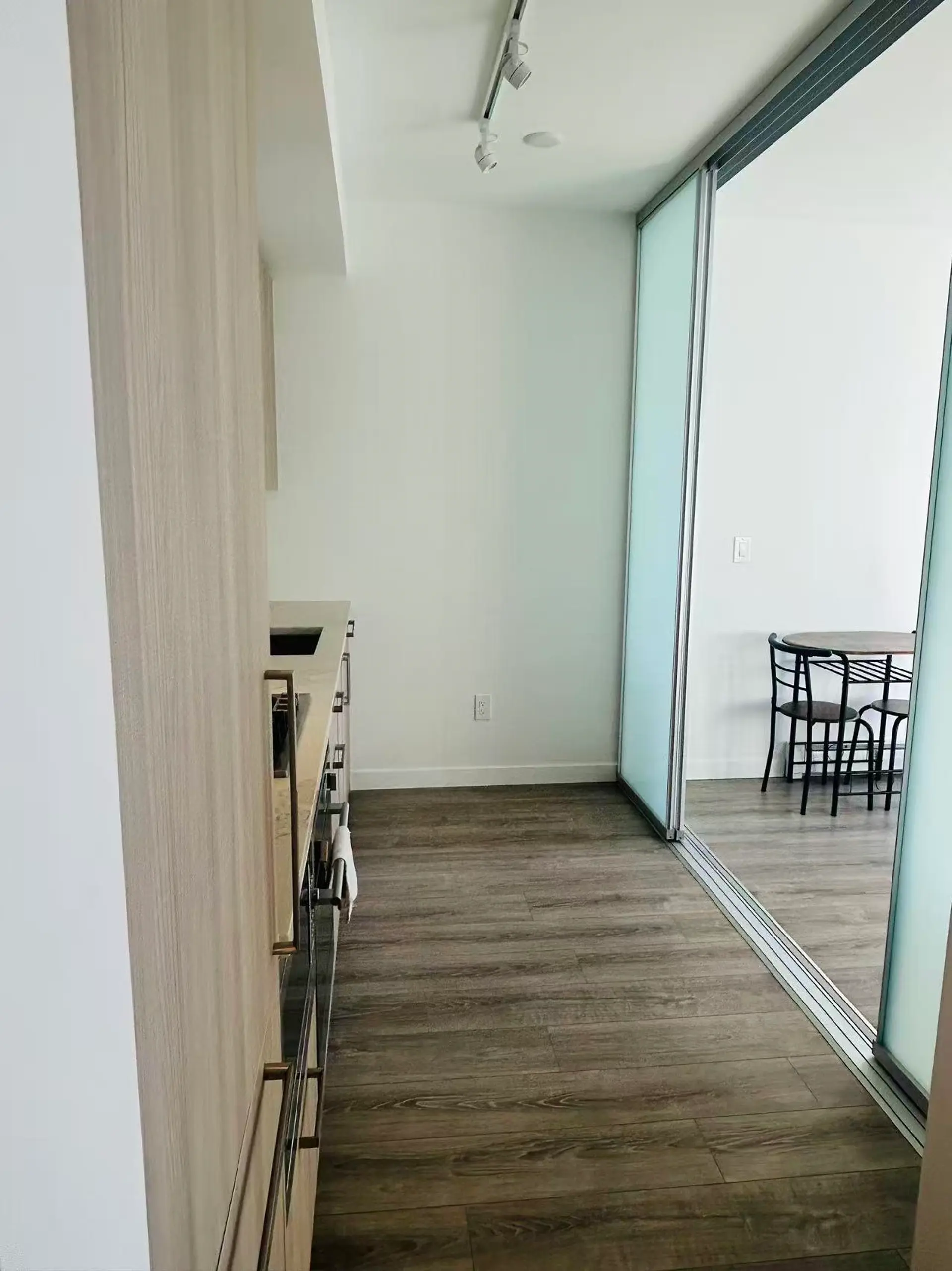 #1301 13350 Central Avenue - Image 3