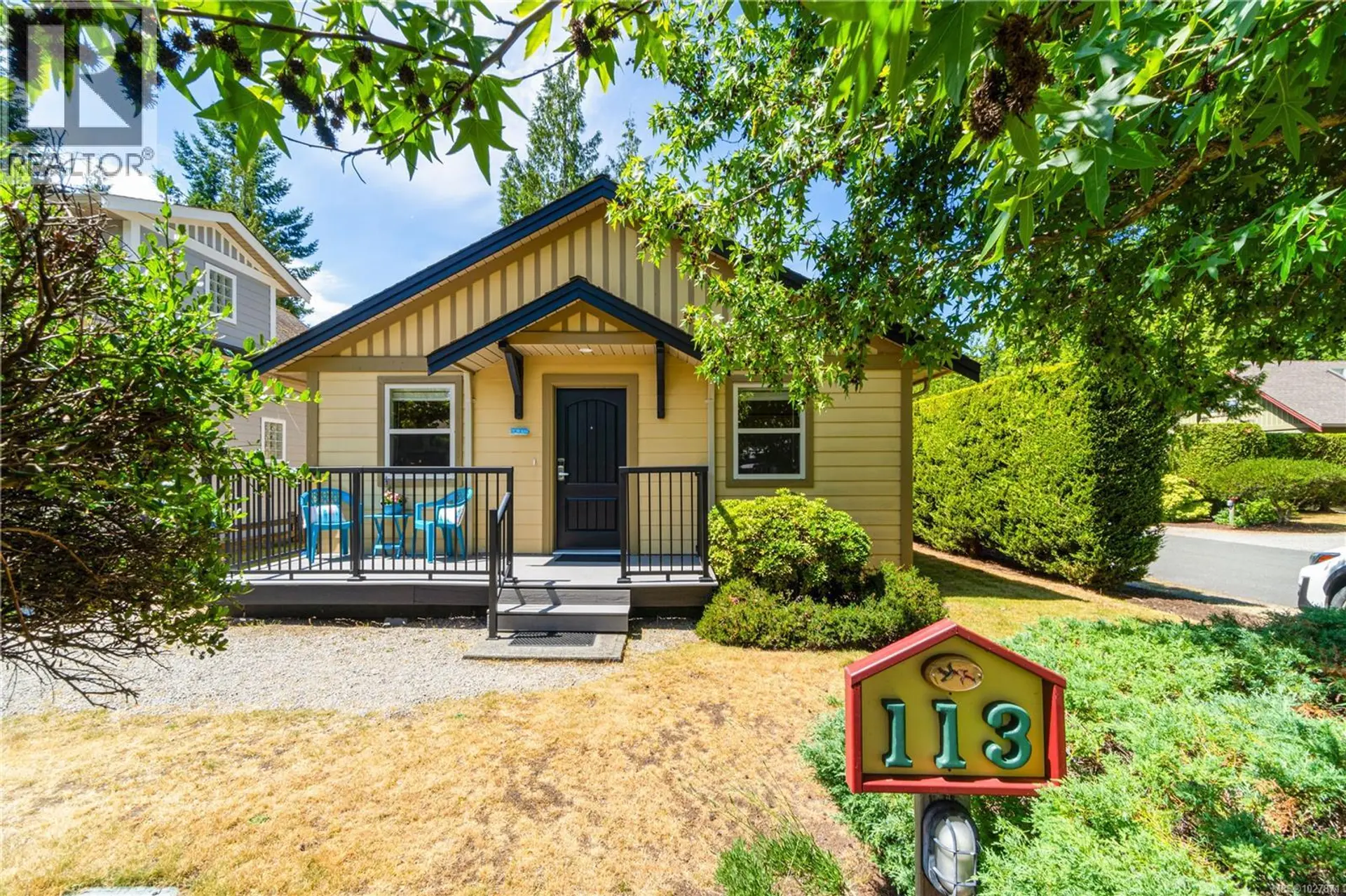 Property at #113 1080 Resort Dr, Parksville, BC