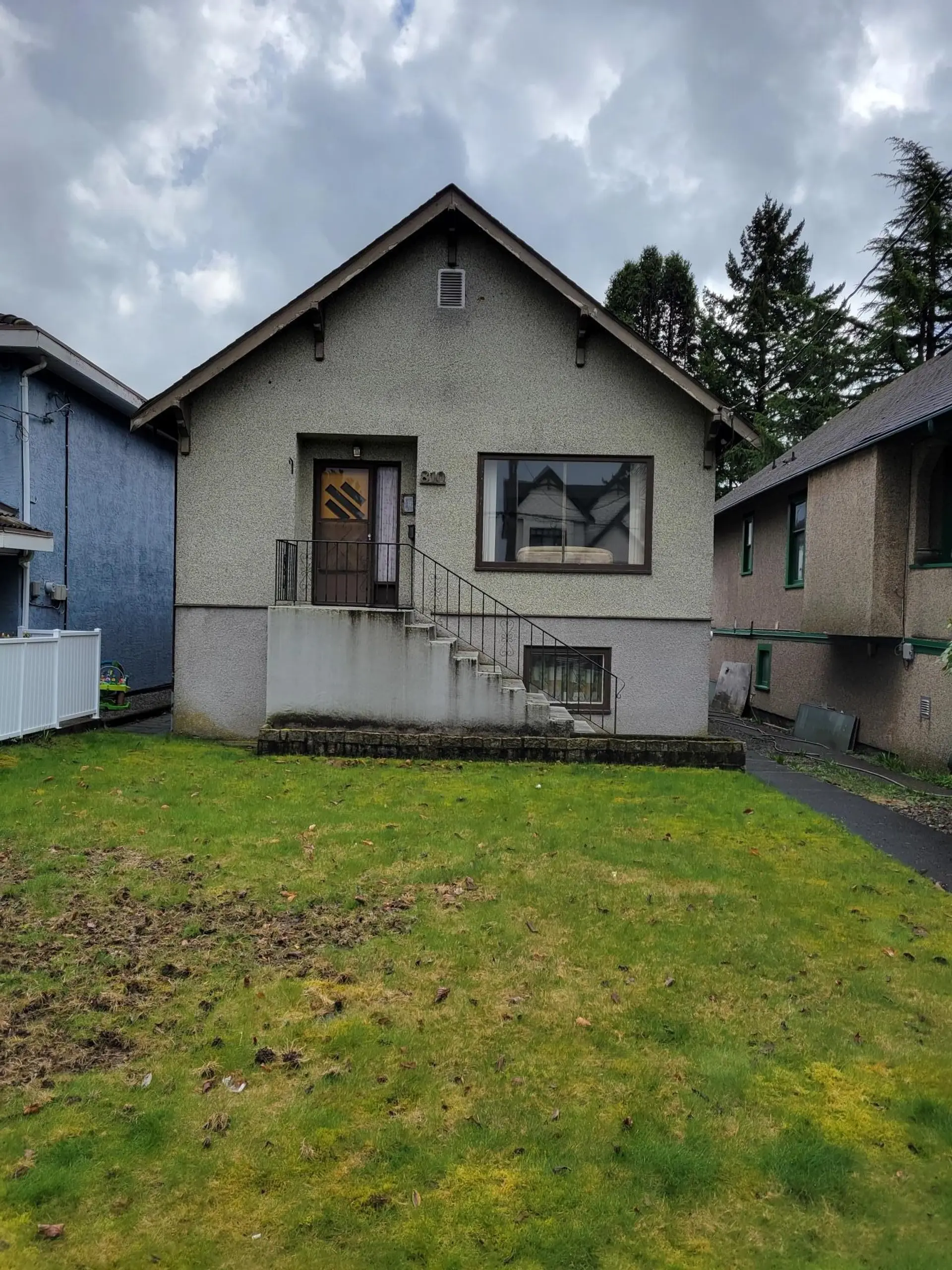 Property at 810 Dublin Street, New Westminster, BC