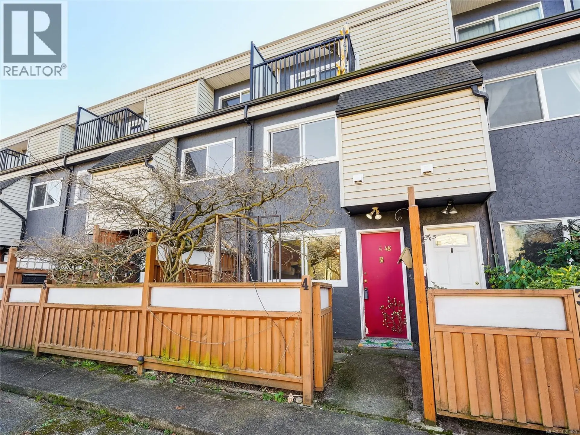 Property at #4 48 Montreal St, Victoria, BC