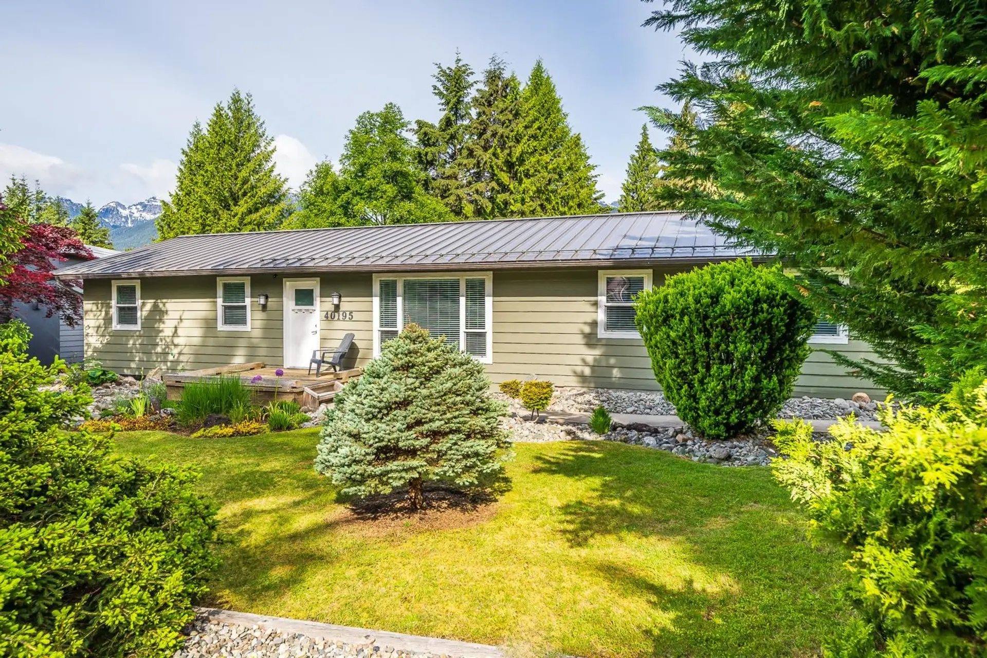 Property at 40195 Kintyre Drive, Squamish, BC