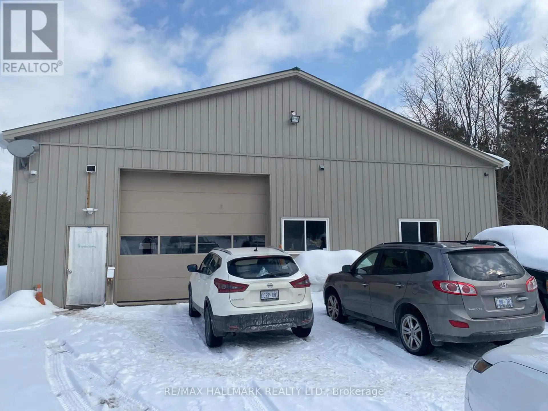 4749 AURORA ROAD E - Image 12