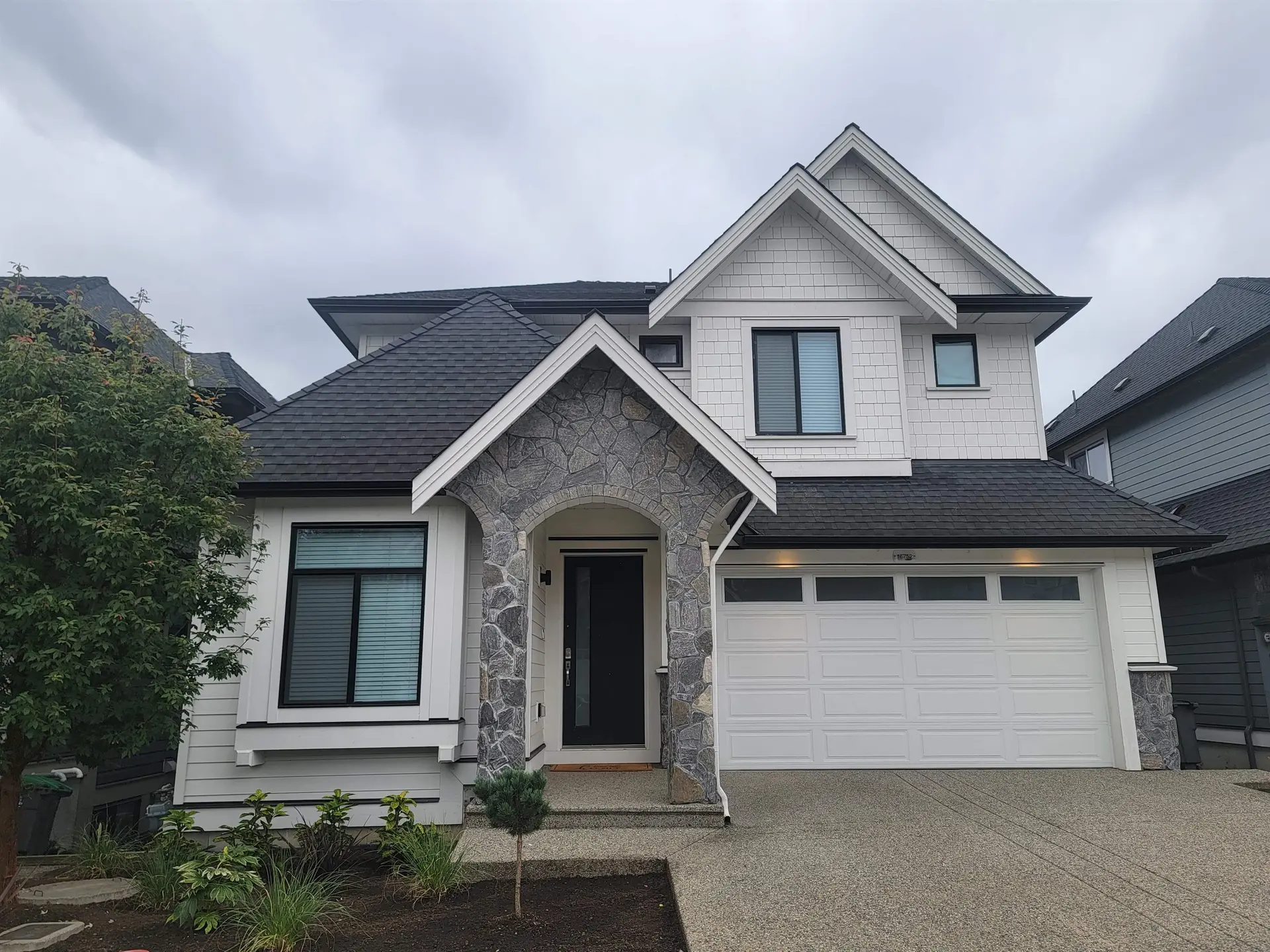 Property at 16752 17a Avenue, Surrey, BC