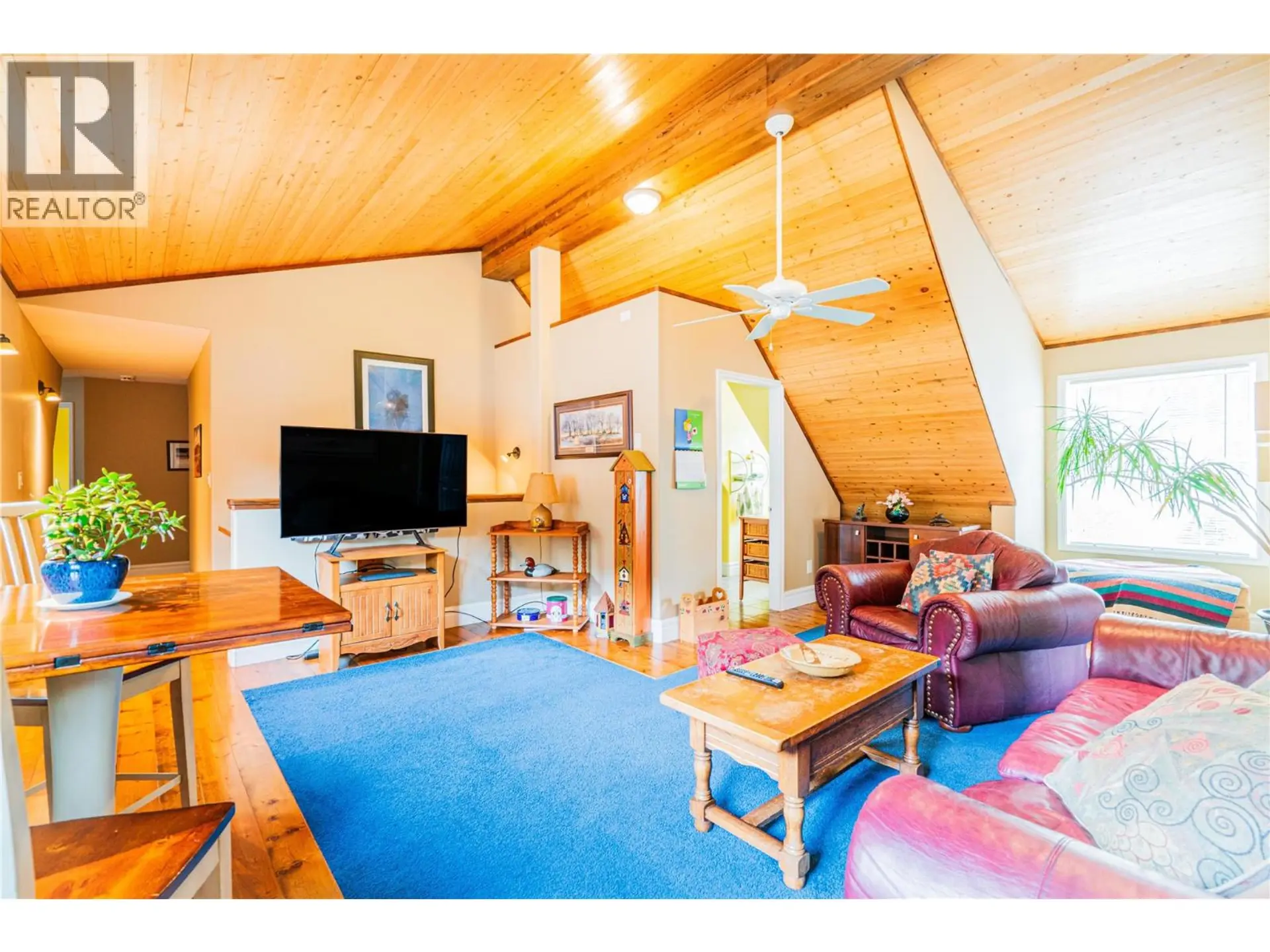 114 Skye Blue Loop - Image 9