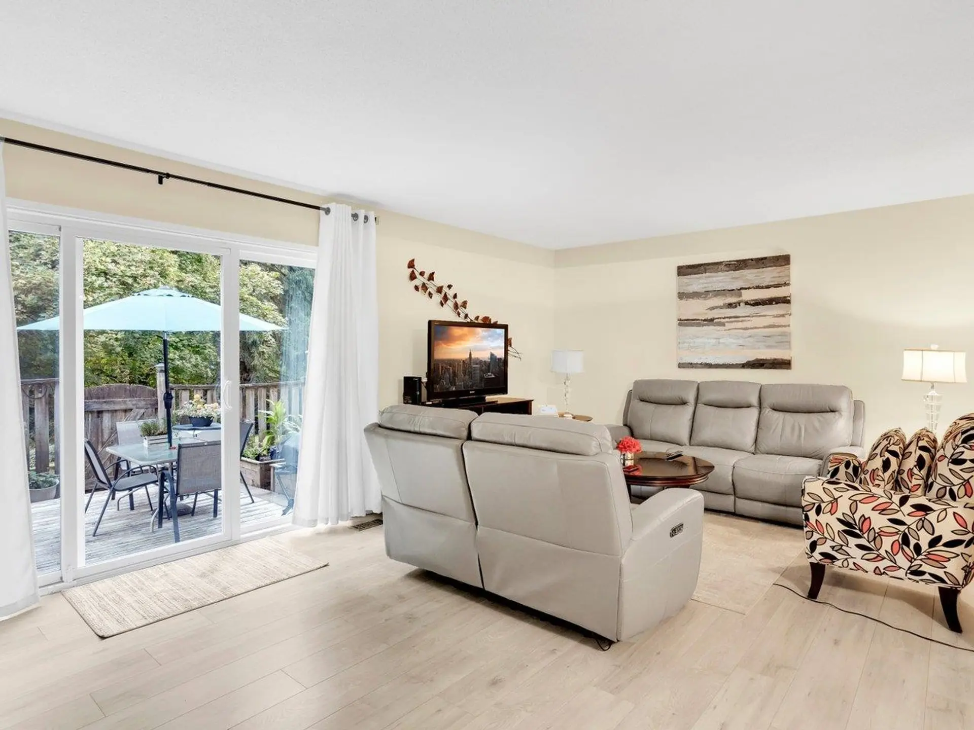 1037 Cecile Drive - Image 2