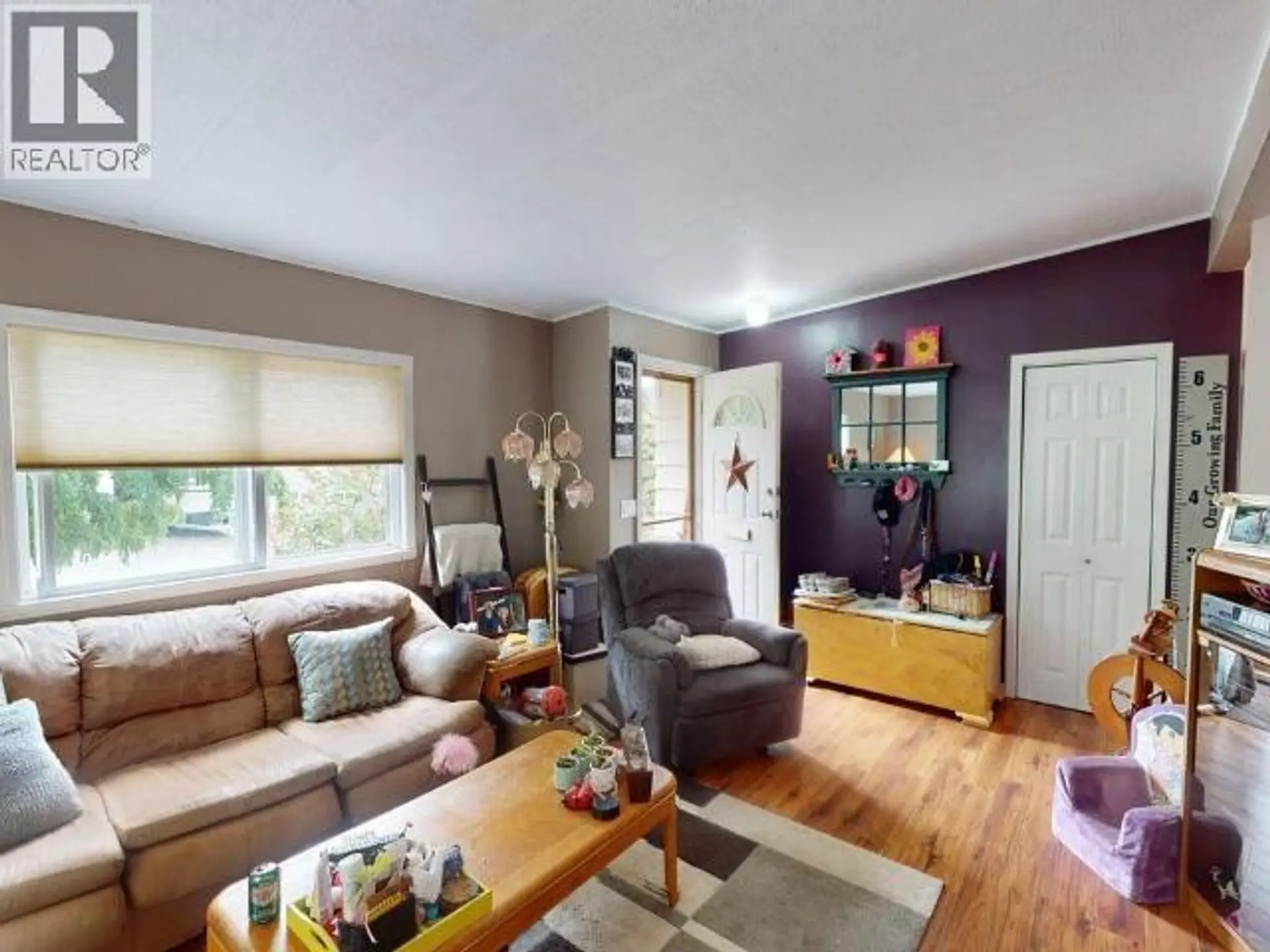 26-6271 MCANDREW AVE - Image 2