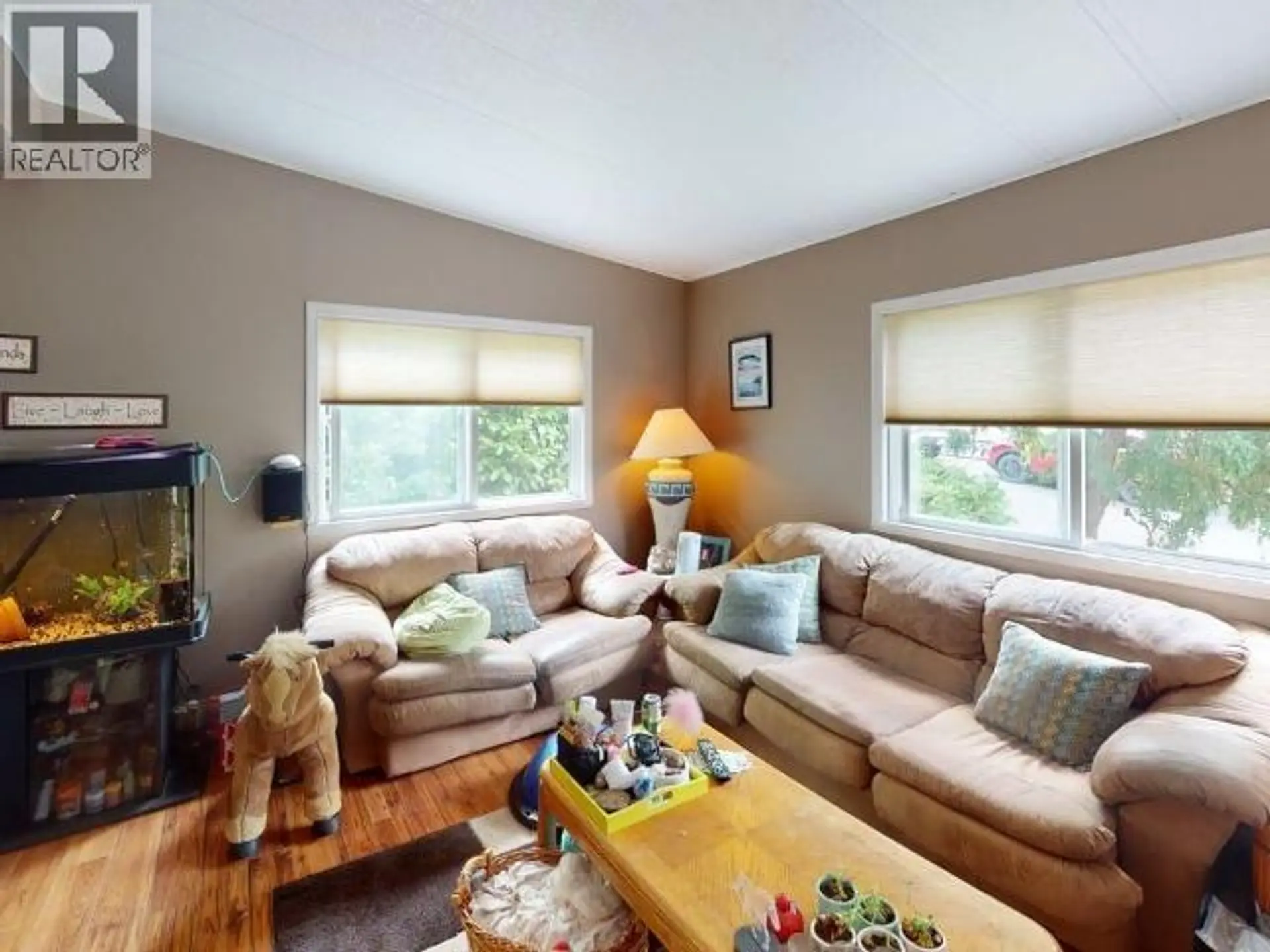 26-6271 MCANDREW AVE - Image 3