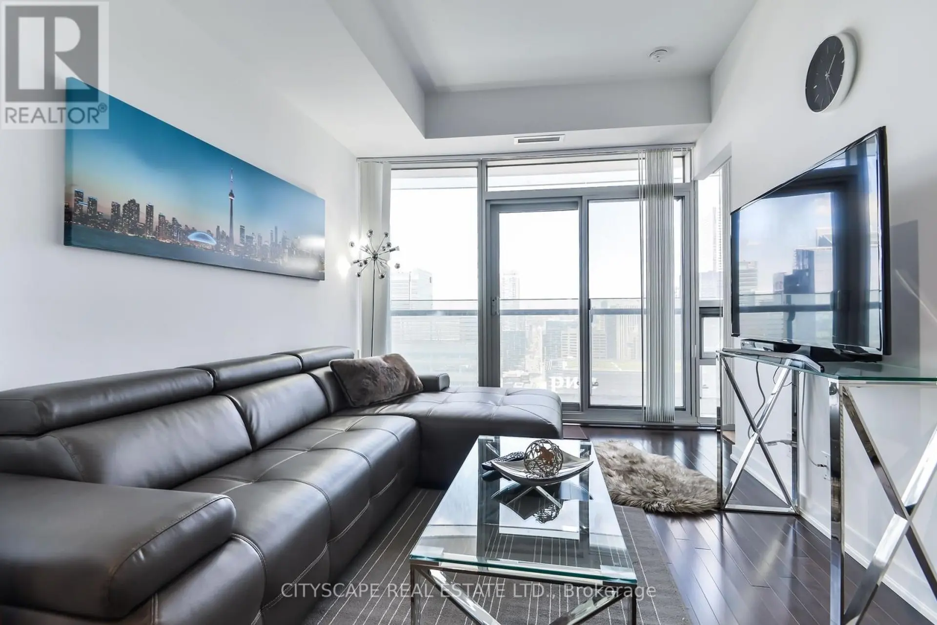 #4209 12 YORK STREET - Image 12