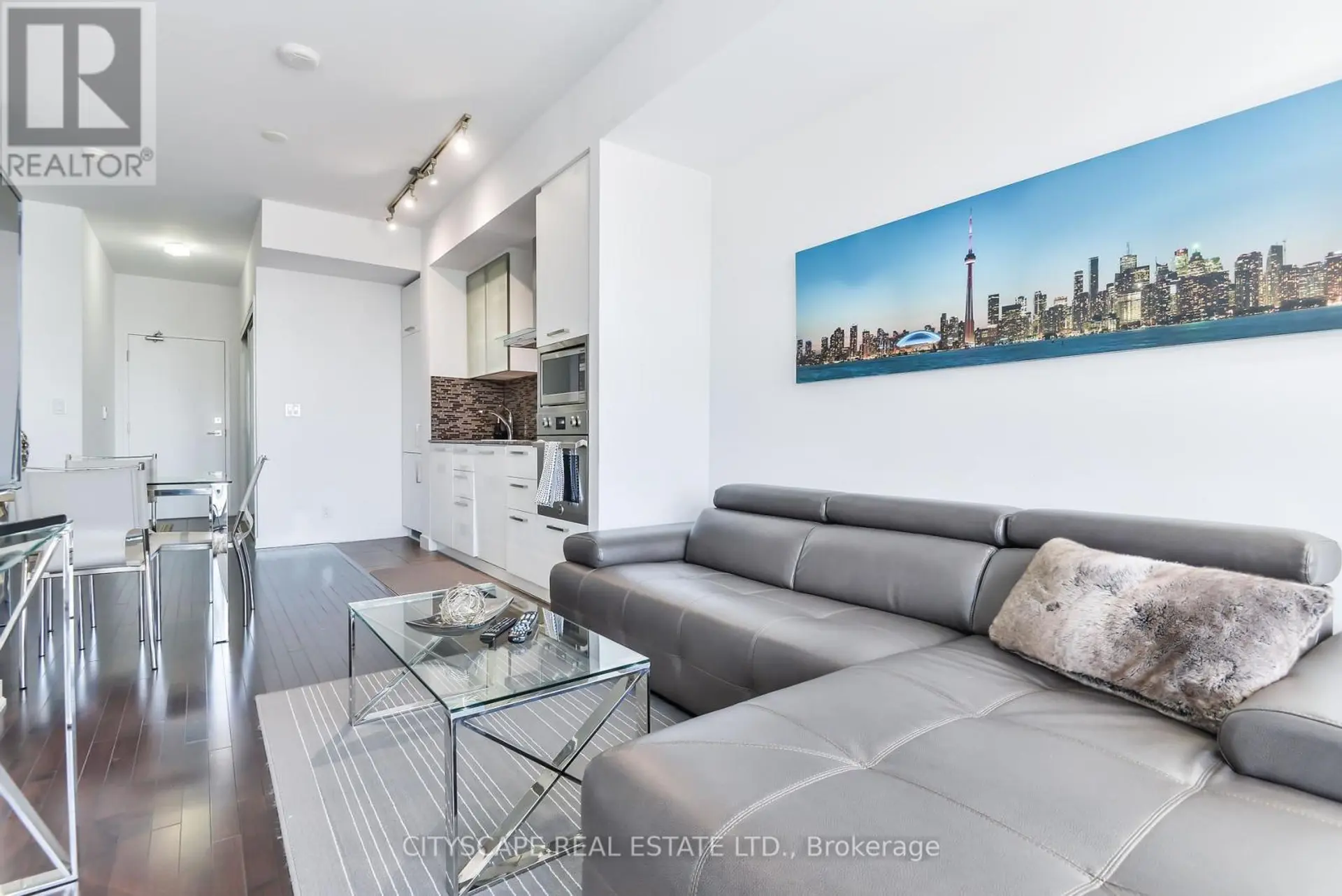 #4209 12 YORK STREET - Image 13