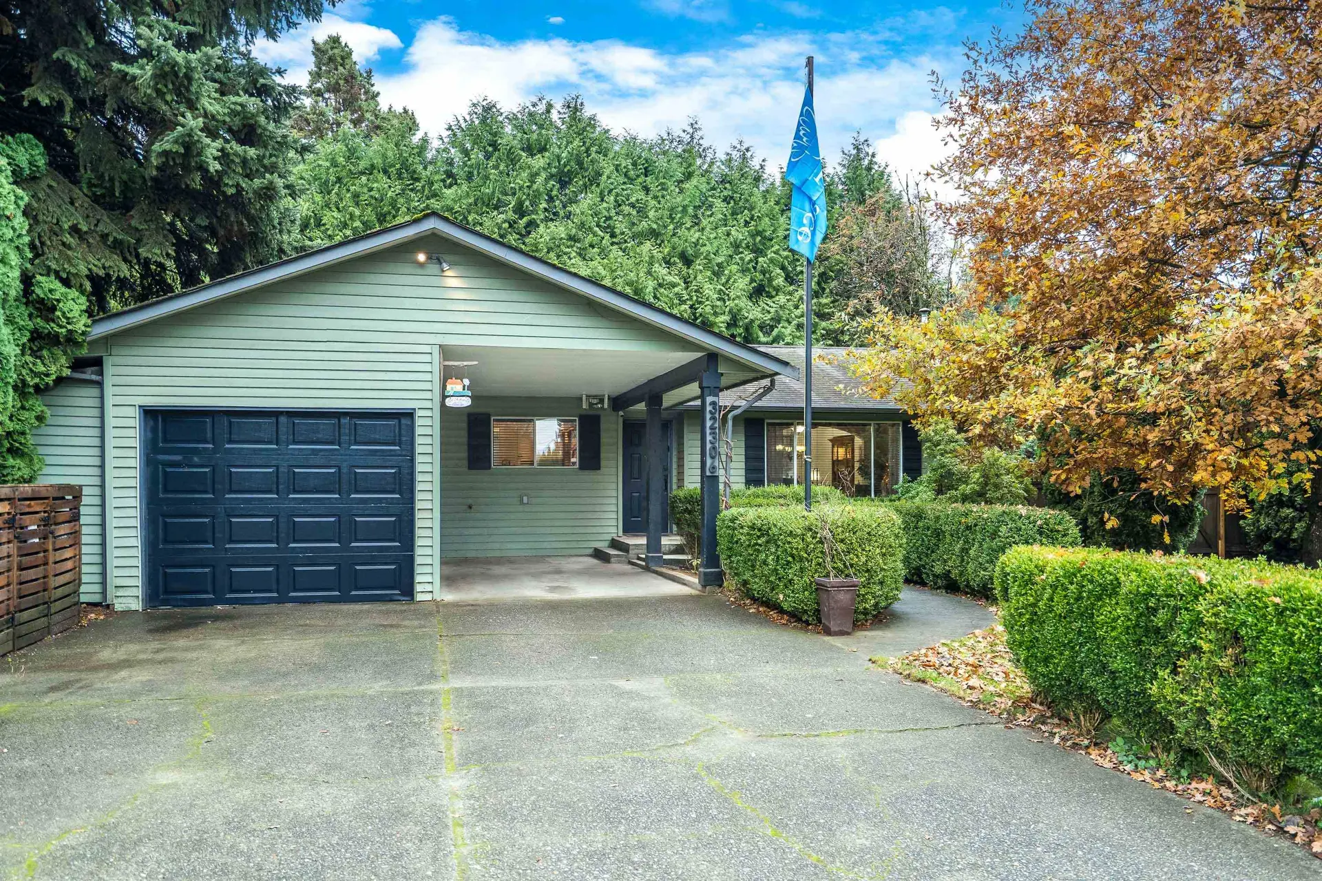 Property at 32306 Marshall Road, Abbotsford, BC