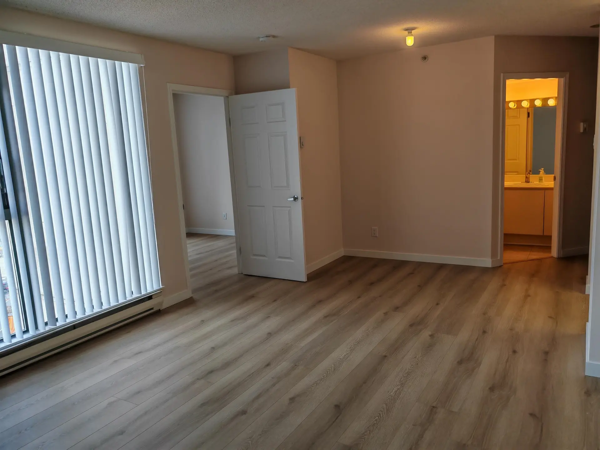 Property at #807 8246 Lansdowne Road, Richmond, BC