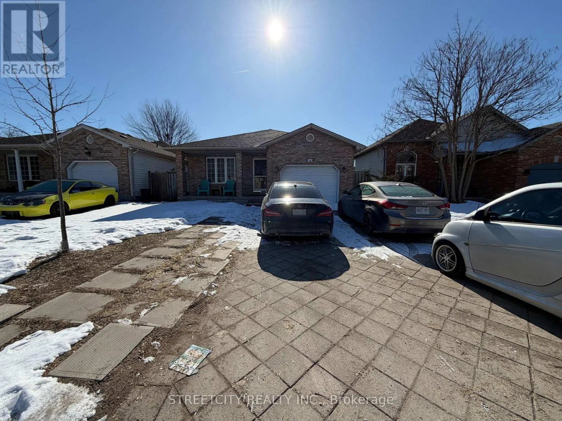 161 THURMAN CIRCLE - Image 1