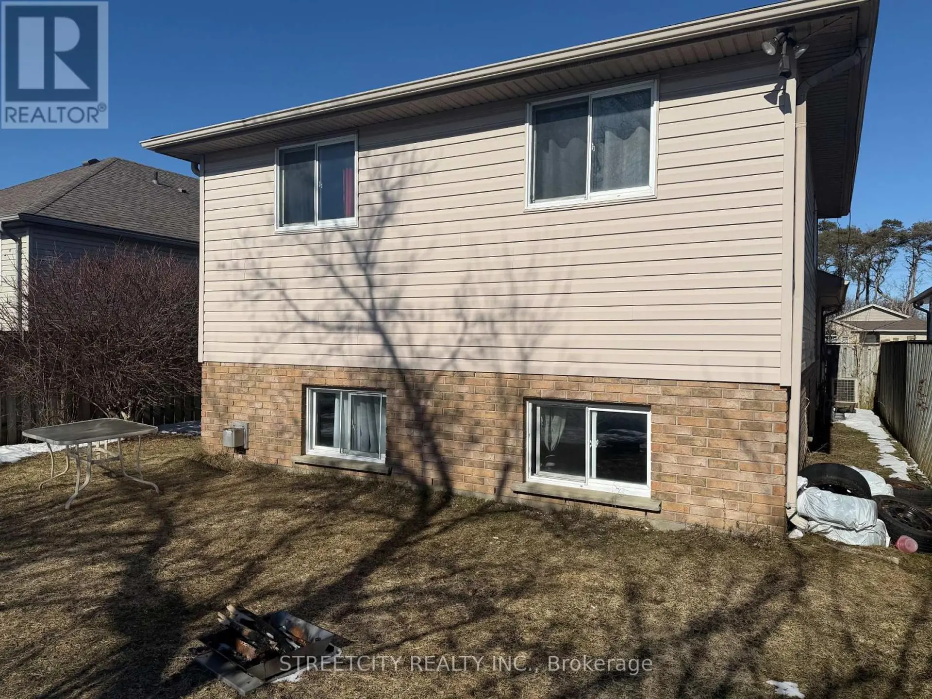 161 THURMAN CIRCLE - Image 5