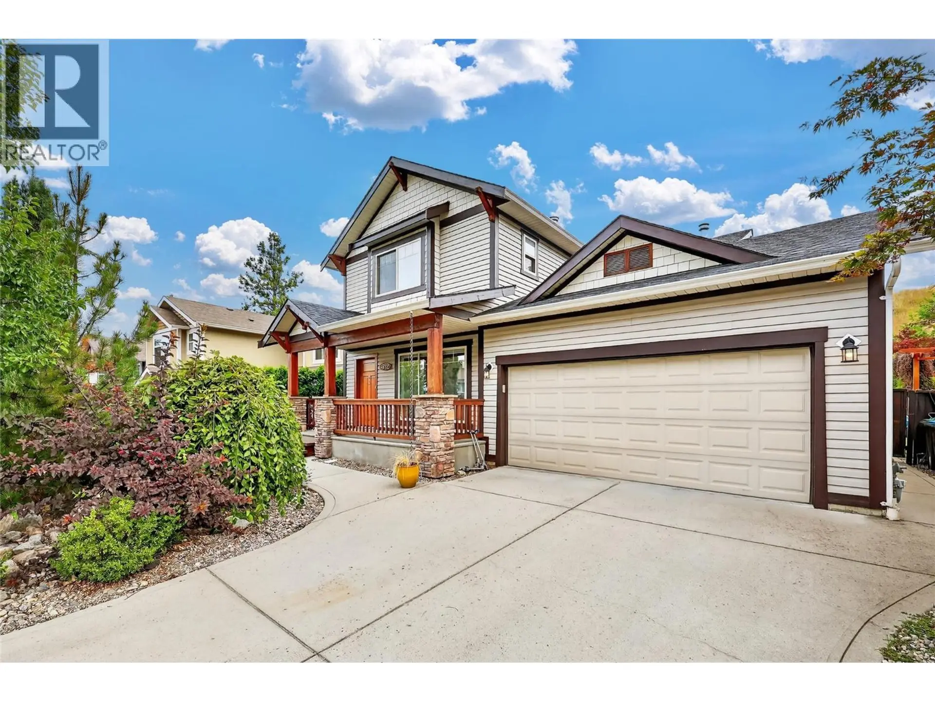 Property at 982 Paret Crescent, Kelowna, BC