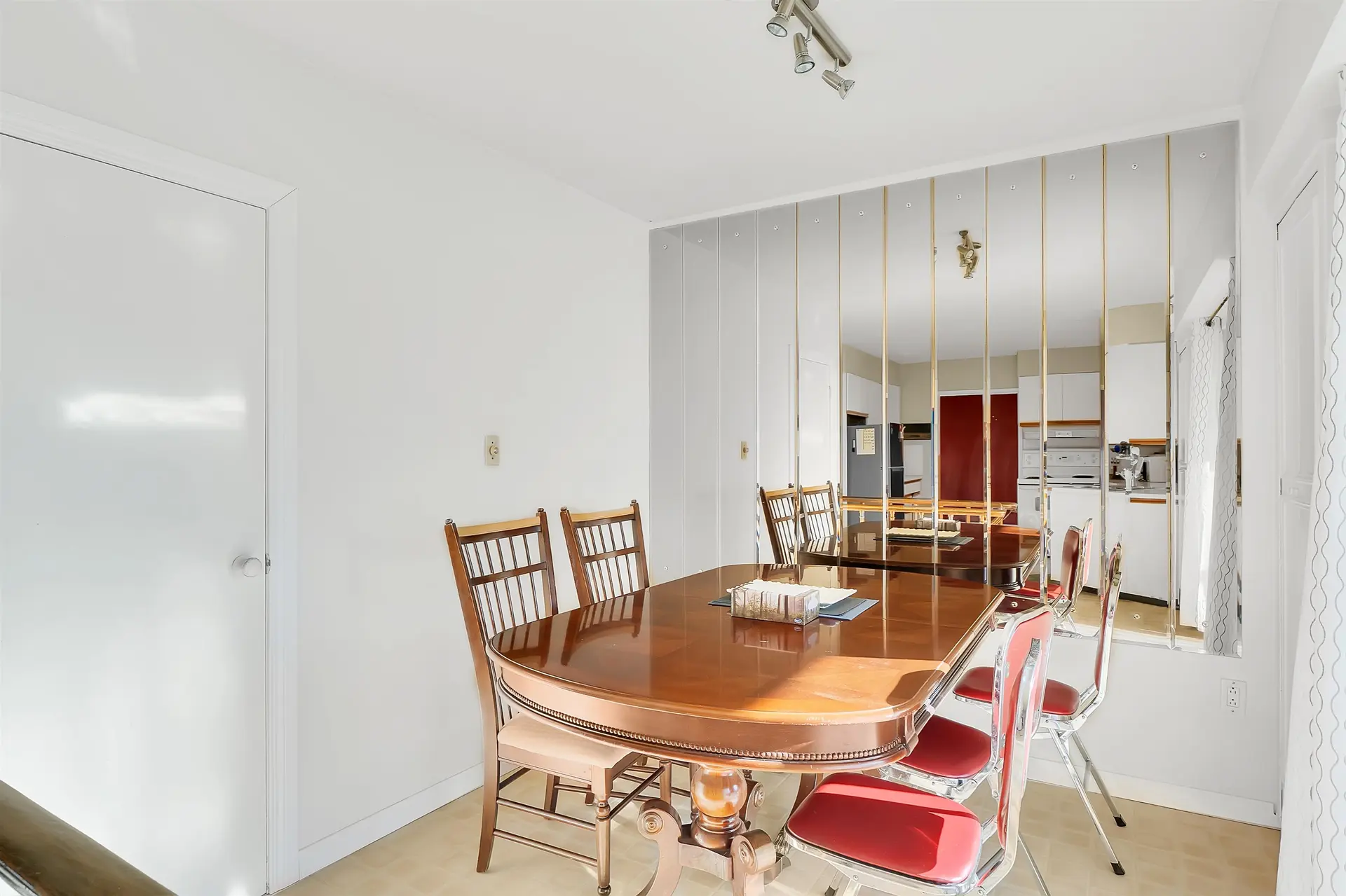 4580 Neville Street - Image 5