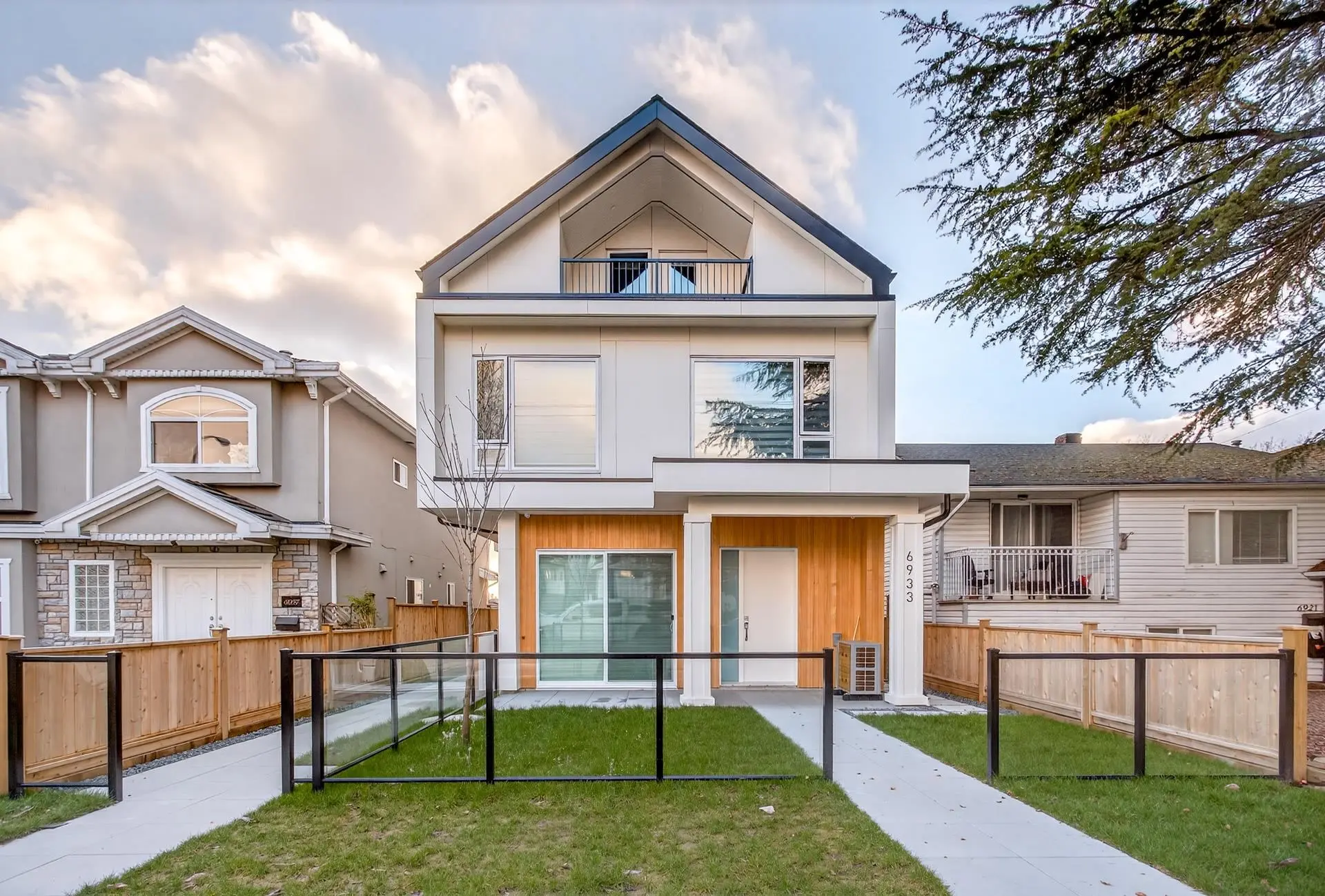 Property at #2 6933 Prince Edward Street, Vancouver, BC