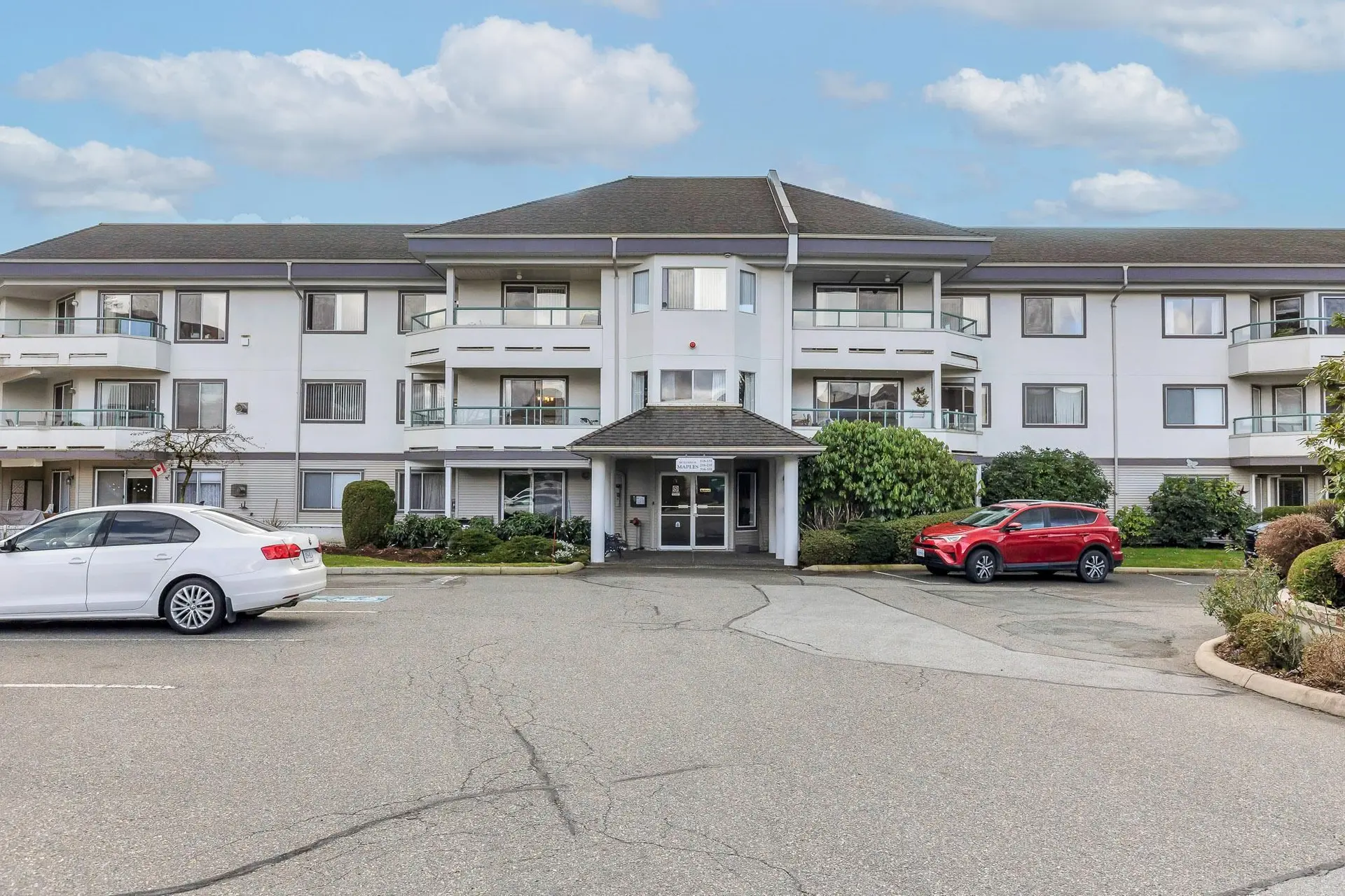 Property at #225 2451 Gladwin Road, Abbotsford, BC