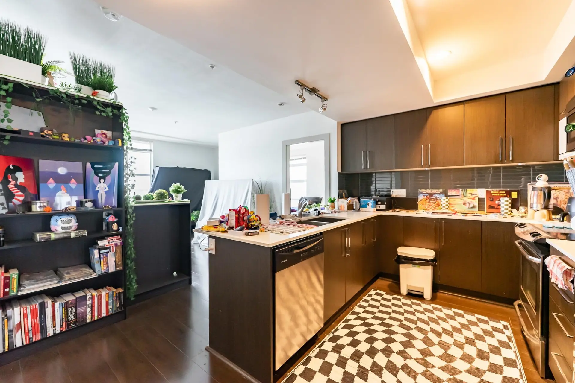 #400 10020 Dunoon Drive - Image 6