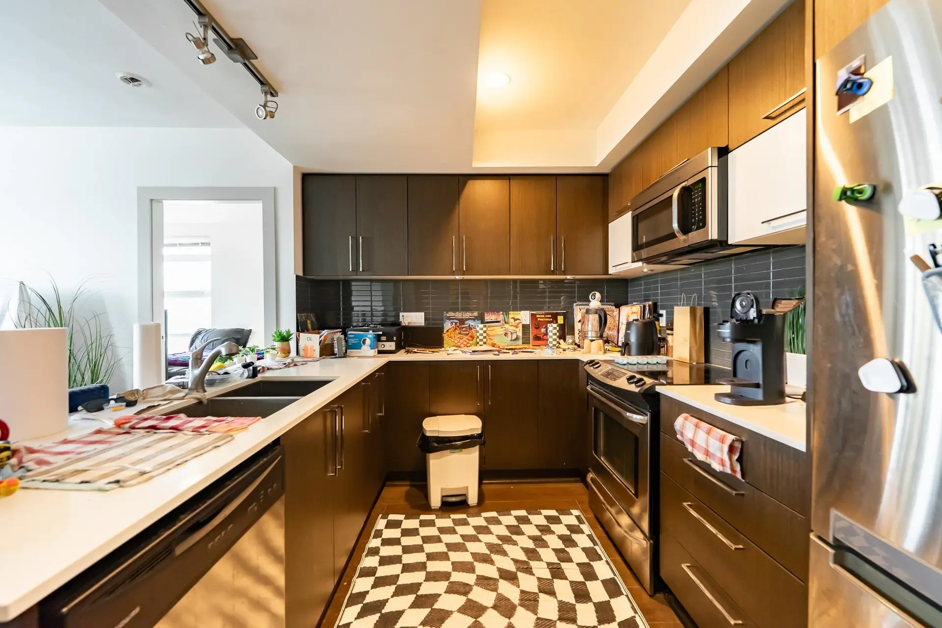 #400 10020 Dunoon Drive - Image 5