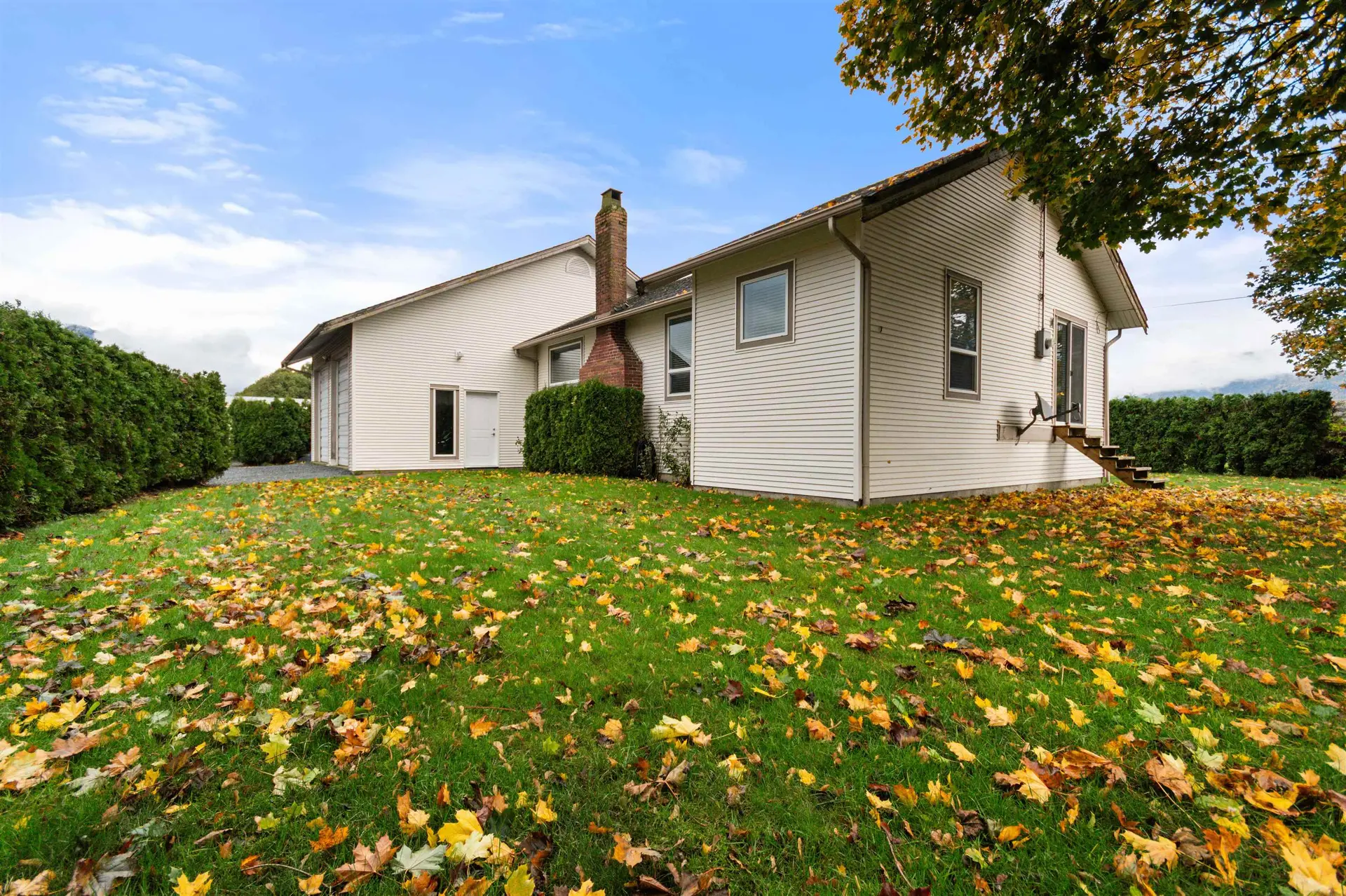 Property at 39965 No. 5 Road, Abbotsford, BC