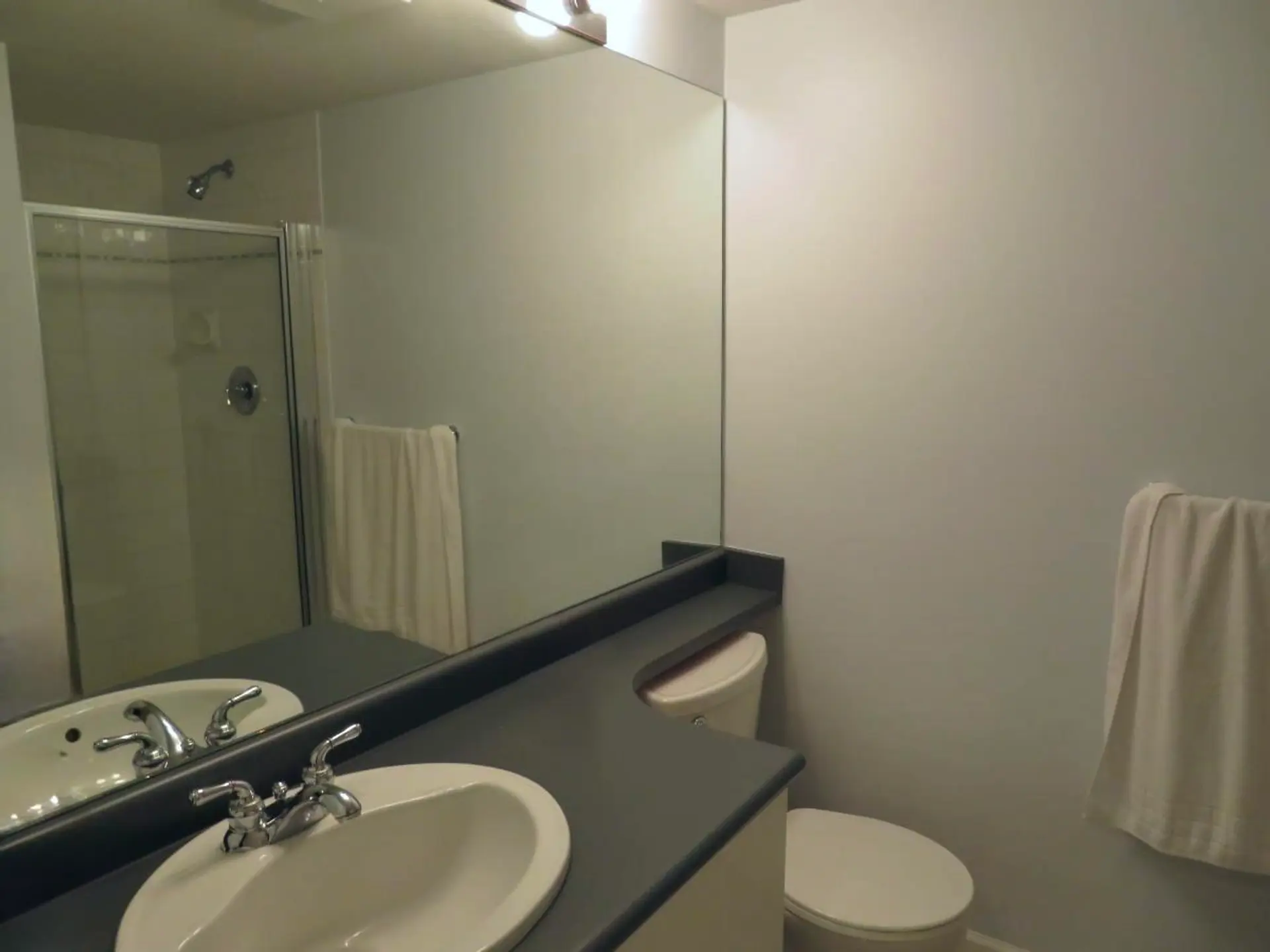 #215 1242 Town Centre Boulevard - Image 10