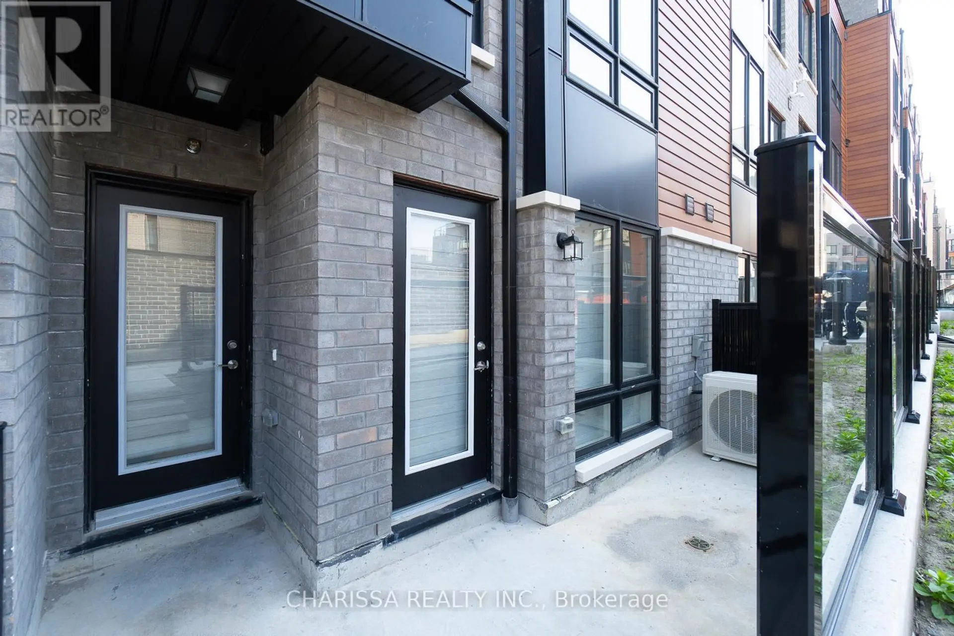 #33 30 LIBEN WAY - Image 2
