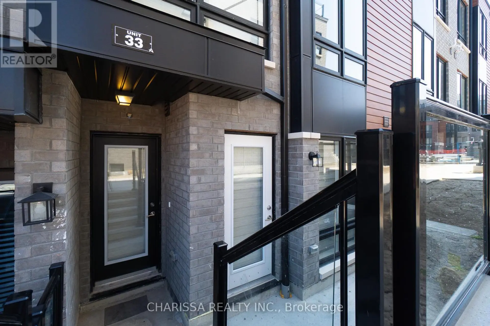 #33 30 LIBEN WAY - Image 5