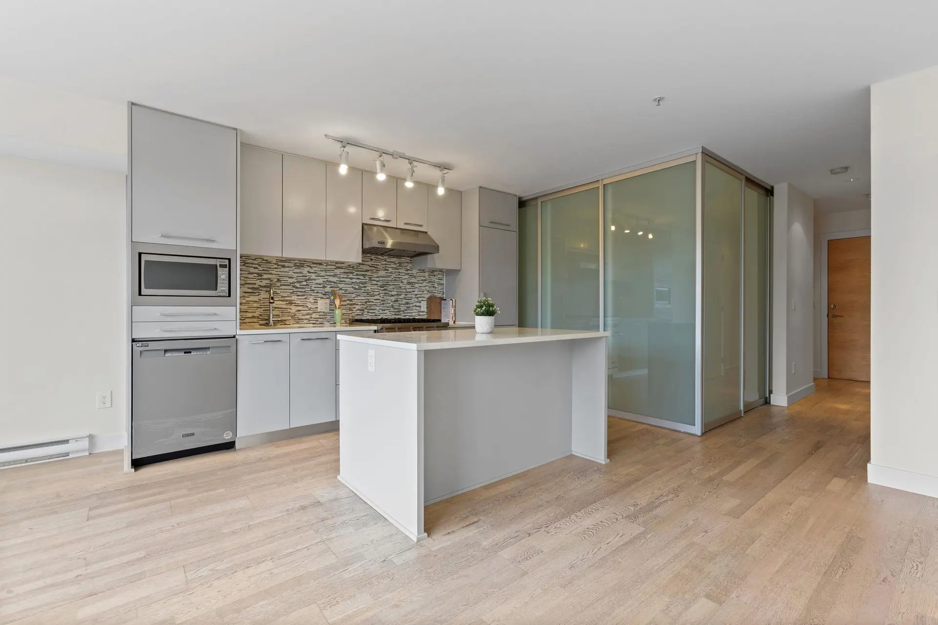 #306 4355 W 10th Avenue - Image 6
