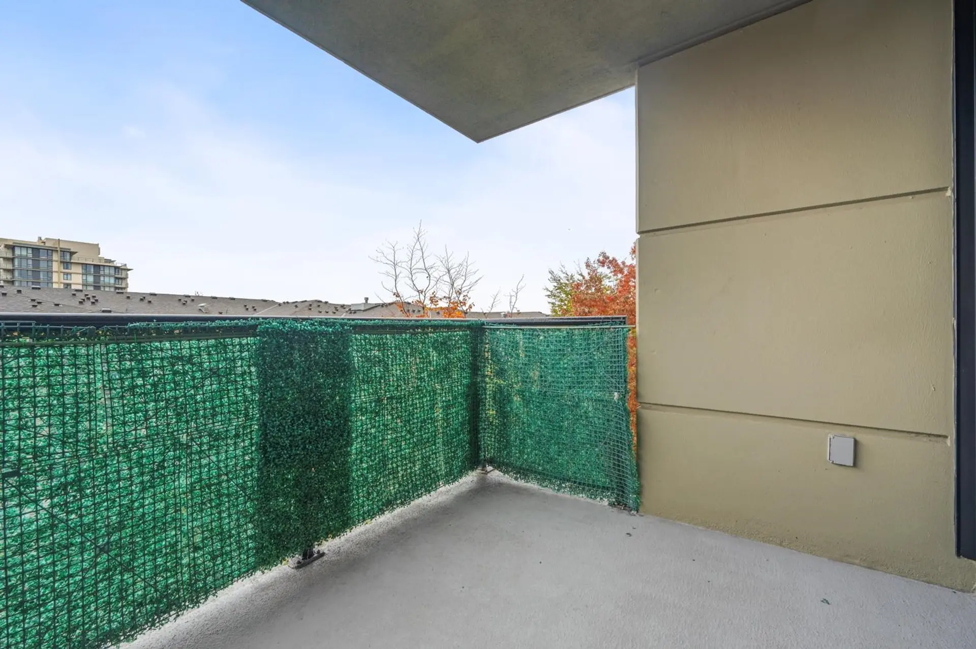 #605 9180 Hemlock Drive - Image 12