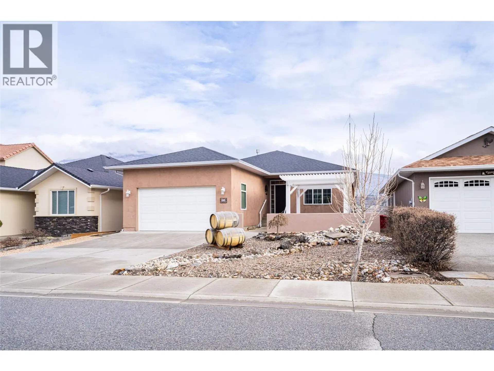 Property at 6905 MOUNTAINVIEW Drive, Oliver, BC