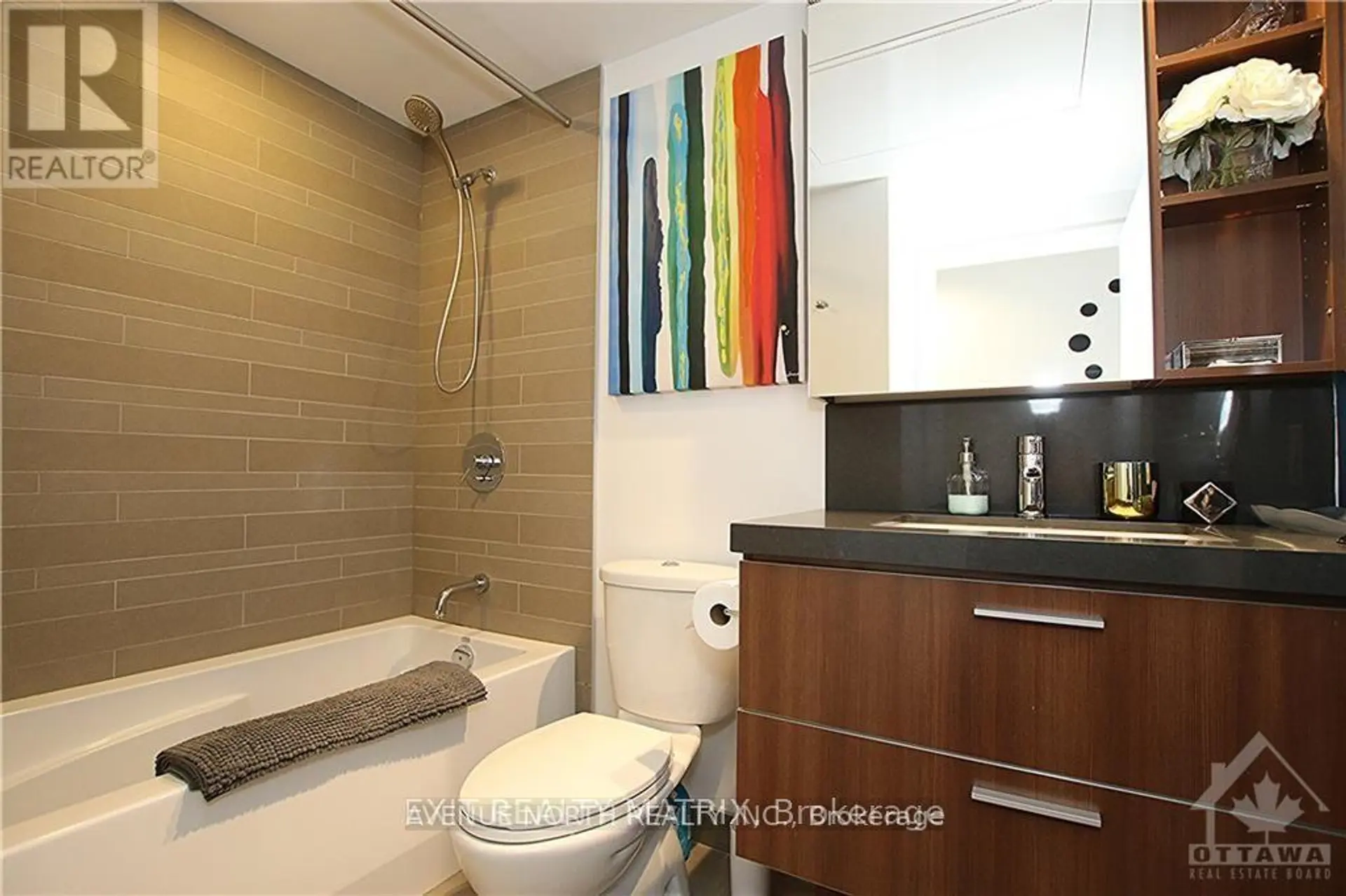 #938 340 MCLEOD STREET - Image 5
