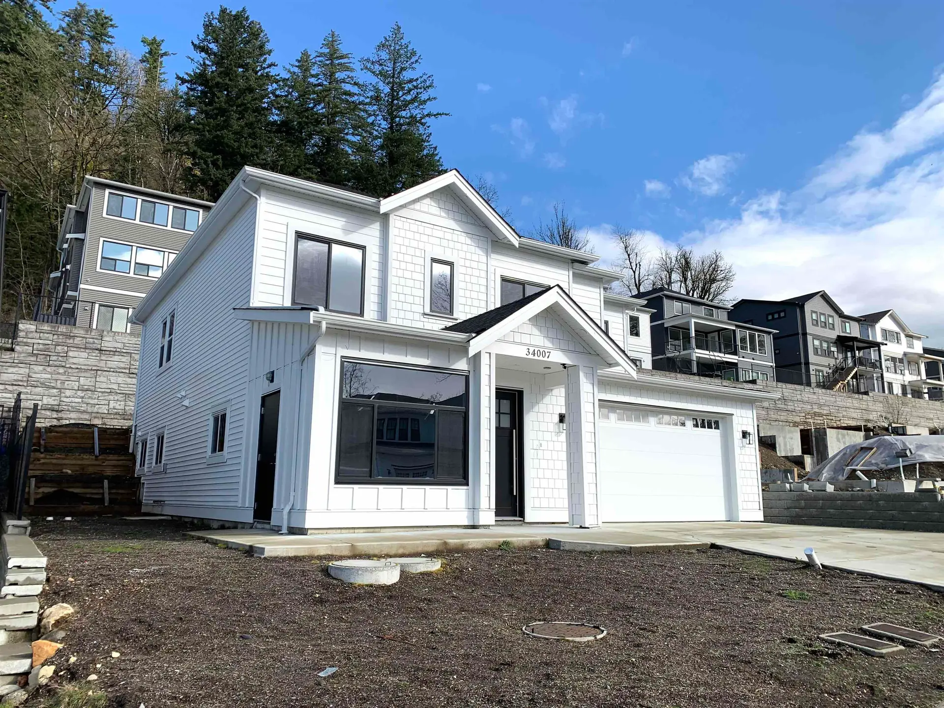Property at 34007 Barker Court, Mission, BC
