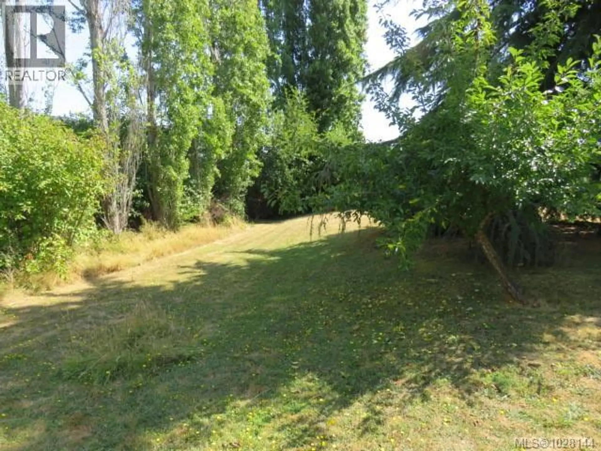 9254 Rideau Ave - Image 2
