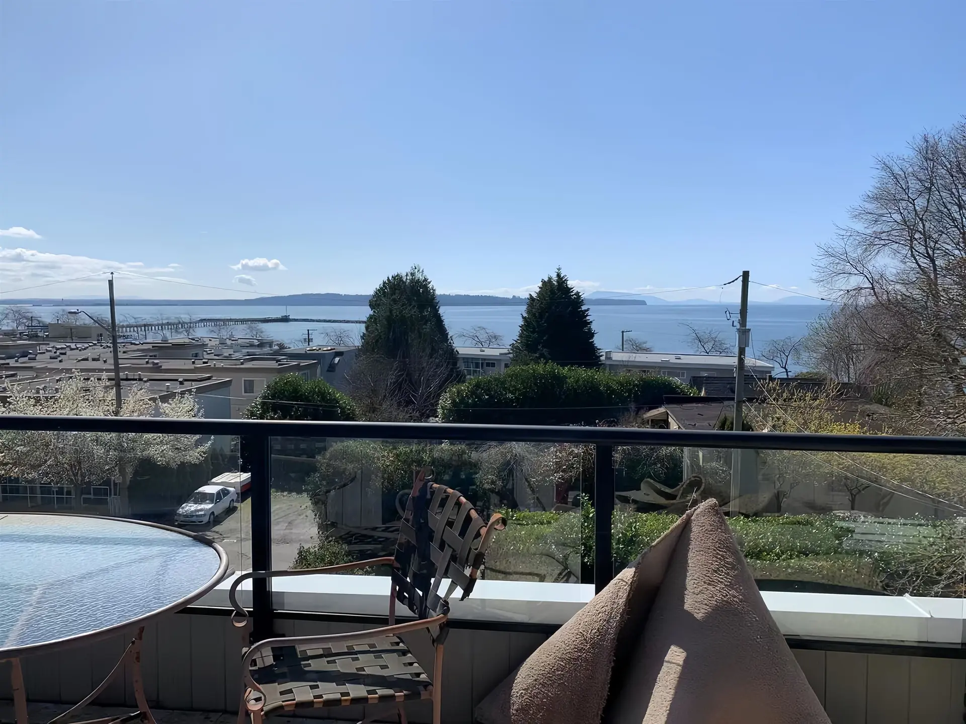 Property at 14878 Buena Vista Avenue, White Rock, BC