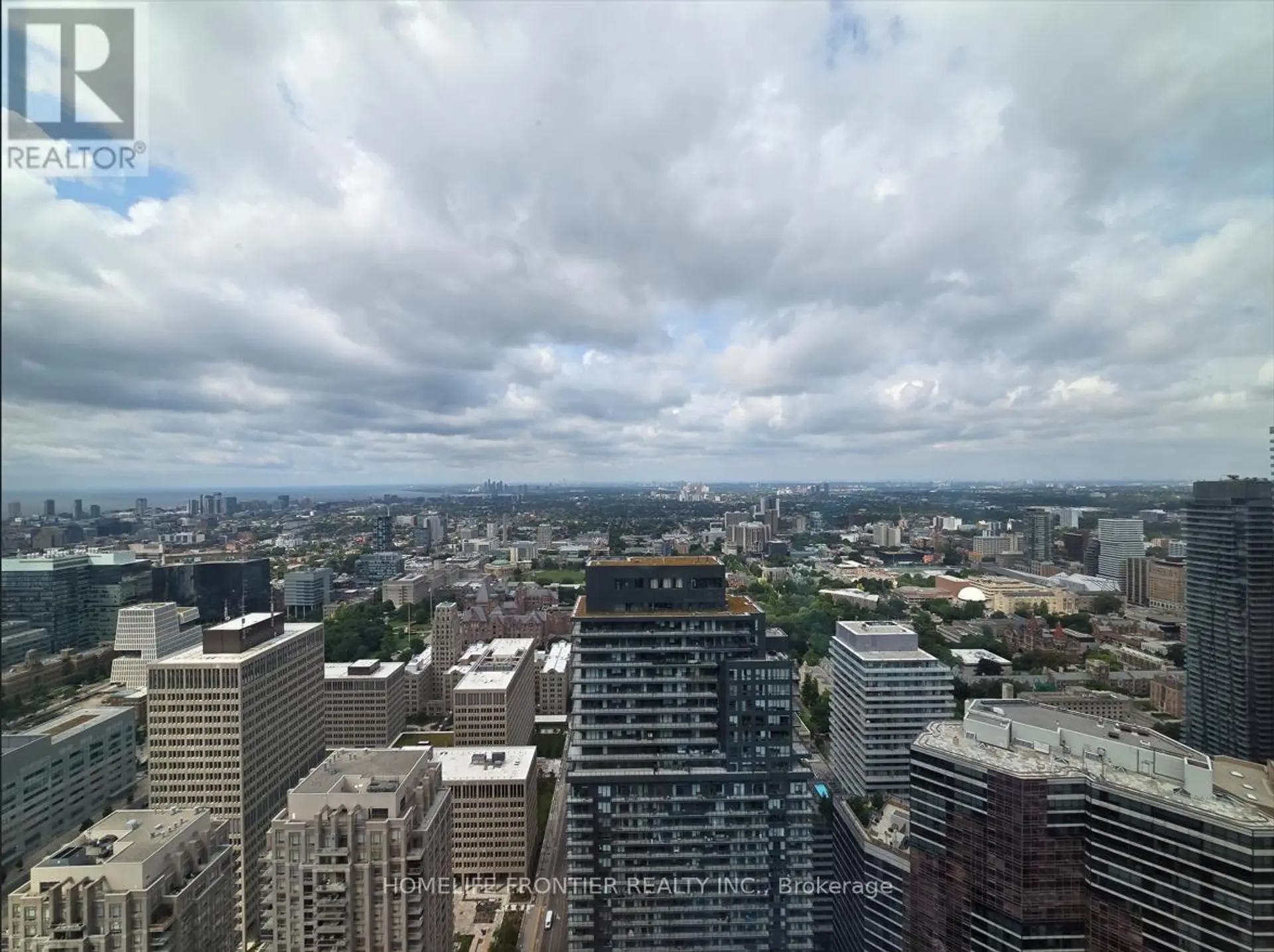 #LPH01 8 WELLESLEY STREET W - Image 17