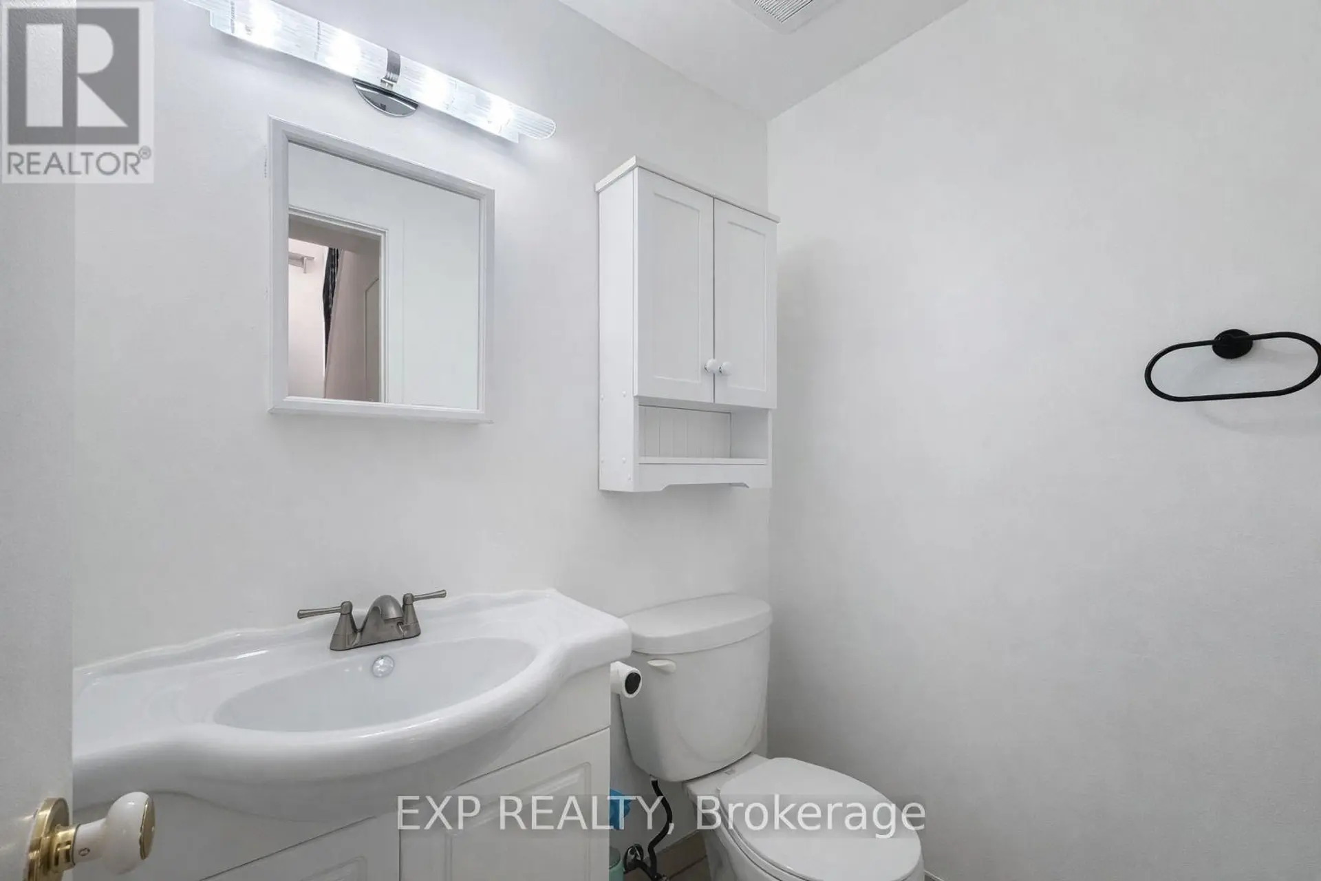 11C SONNET CRESCENT - Image 16