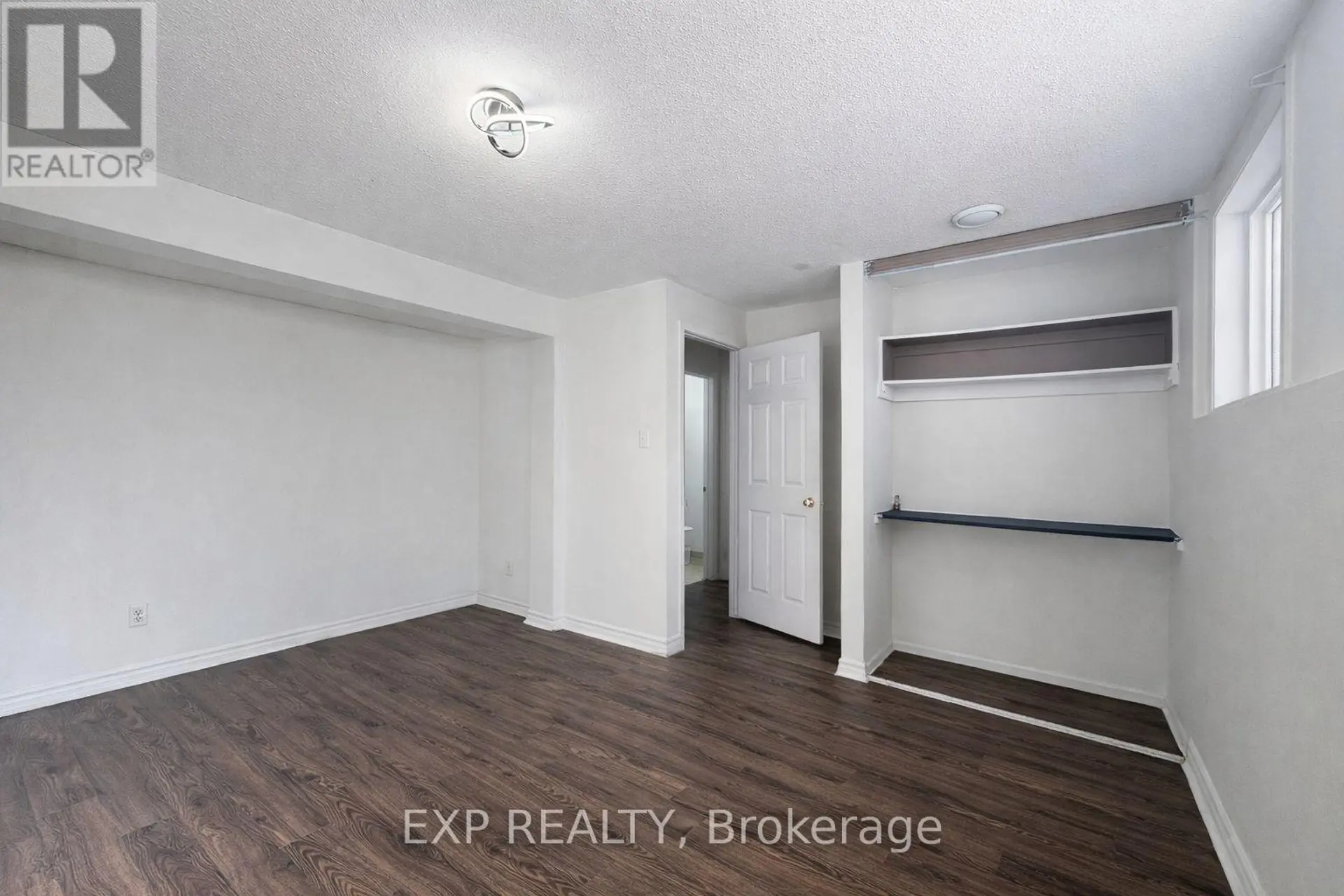 11C SONNET CRESCENT - Image 18