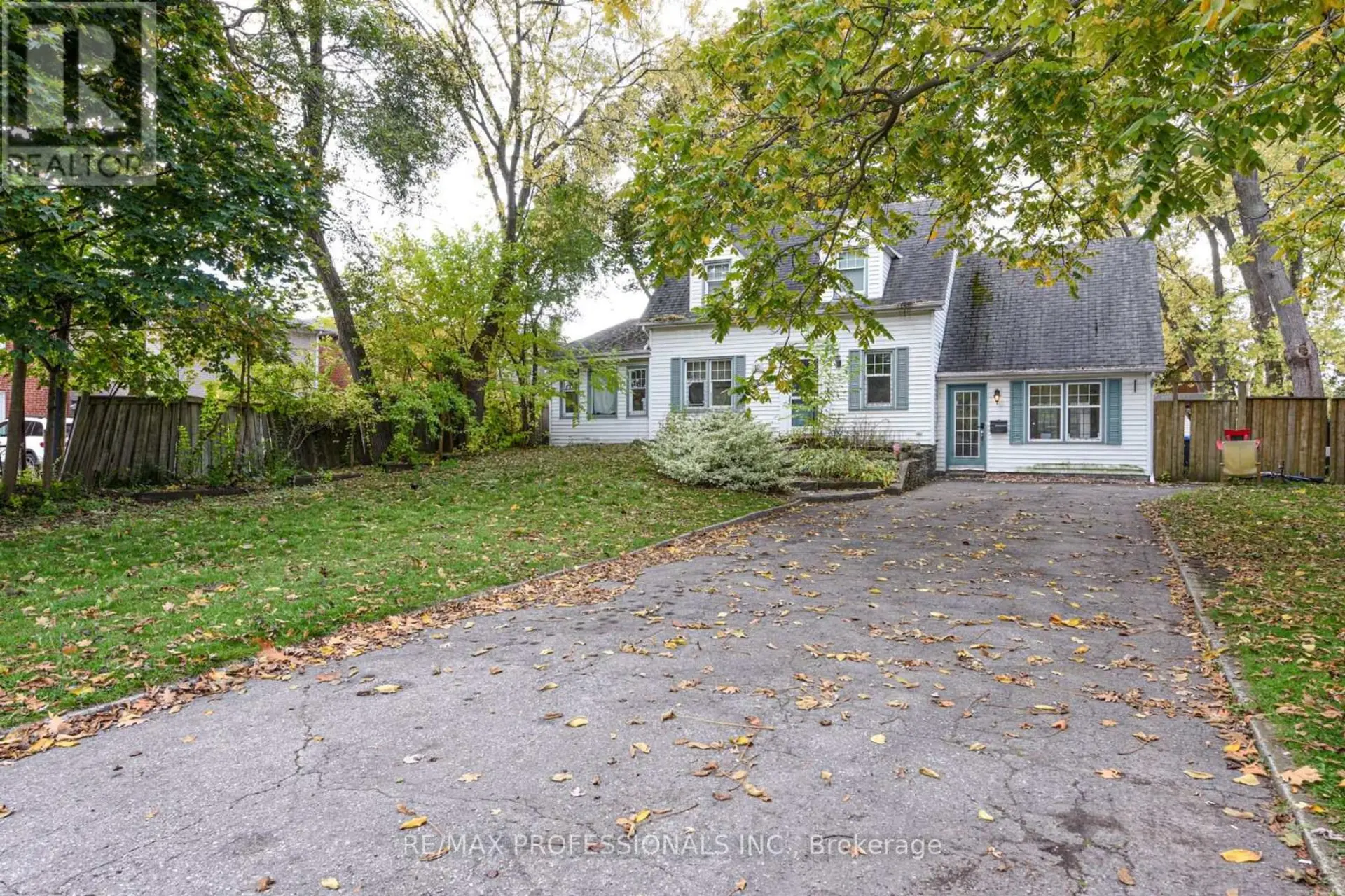 10 BROADVIEW AVENUE - Image 4