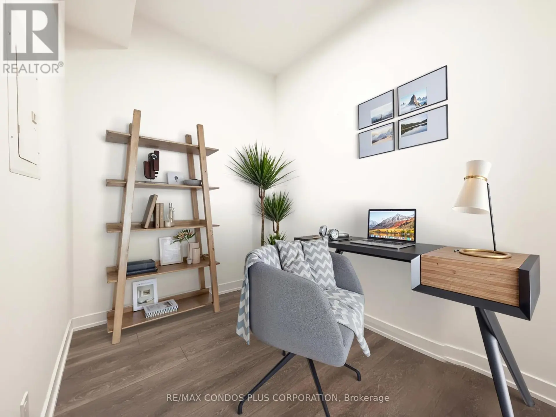 #1525 108 PETER STREET - Image 10
