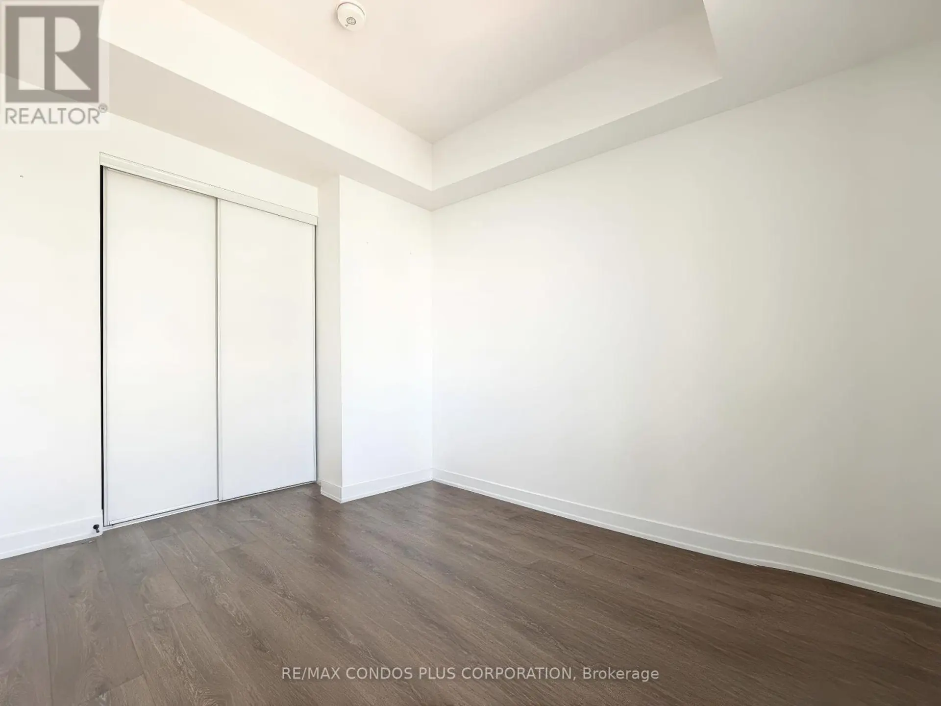 #1525 108 PETER STREET - Image 9